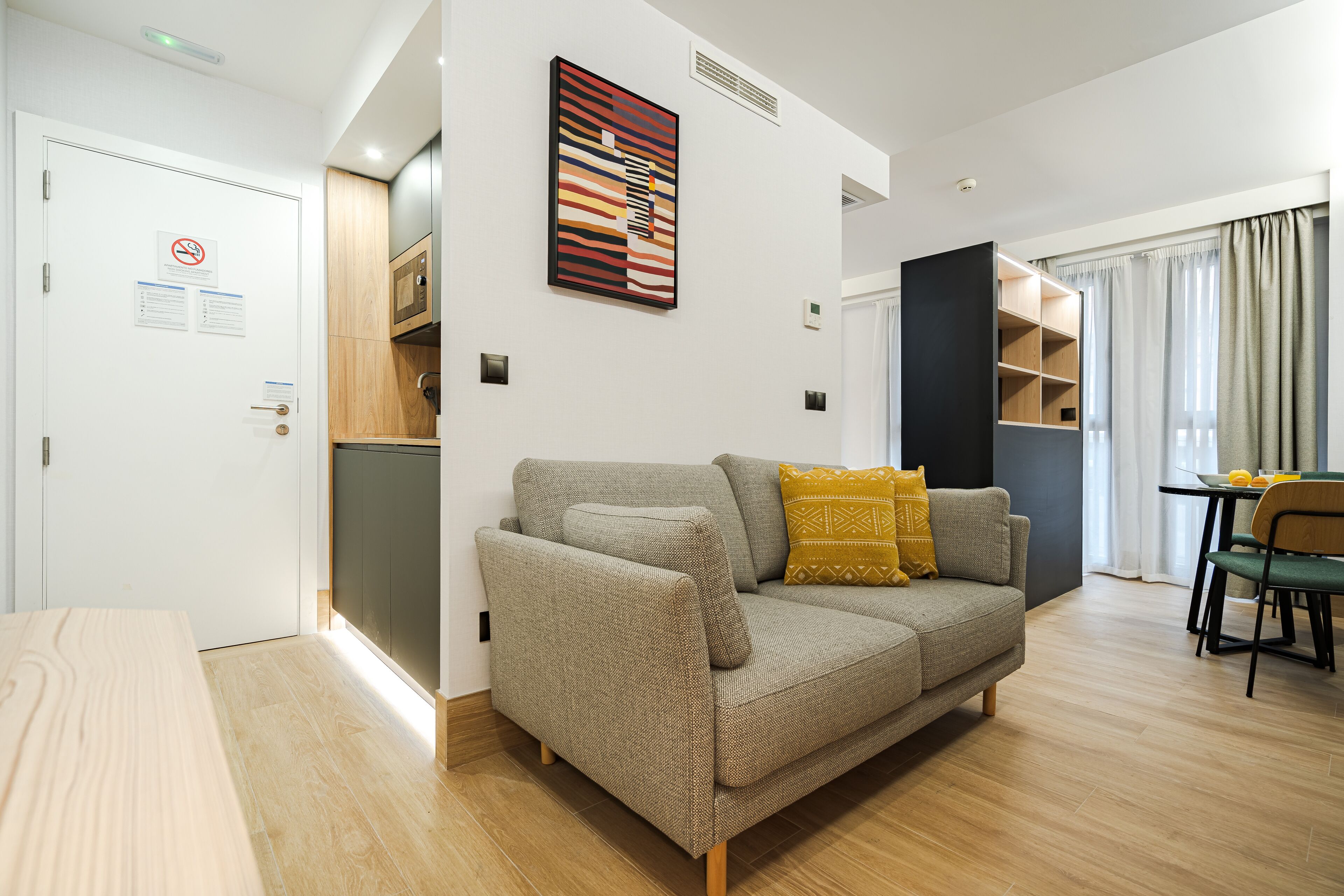 Feelathome Ventas Suites