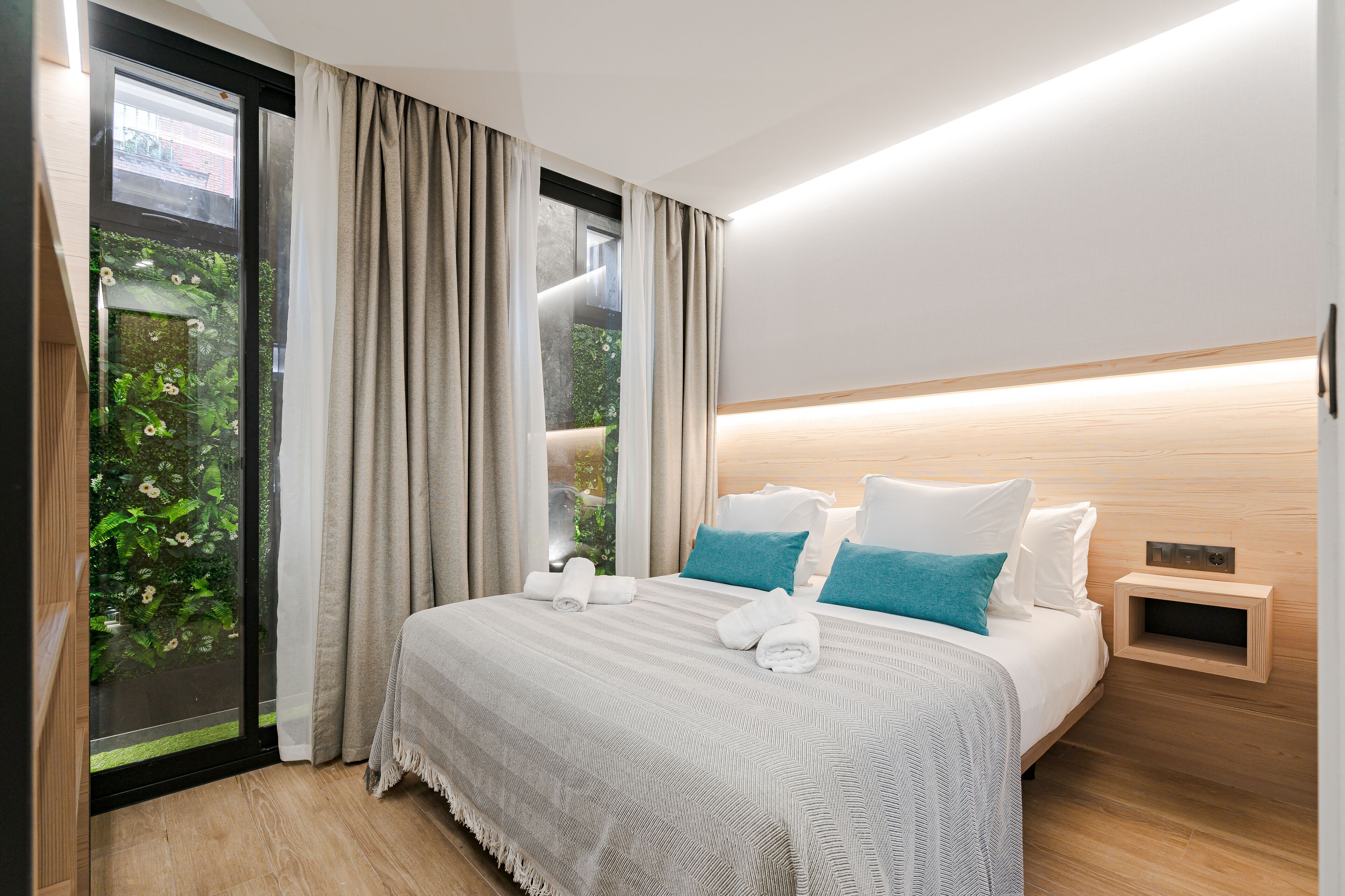 Feelathome Ventas Suites