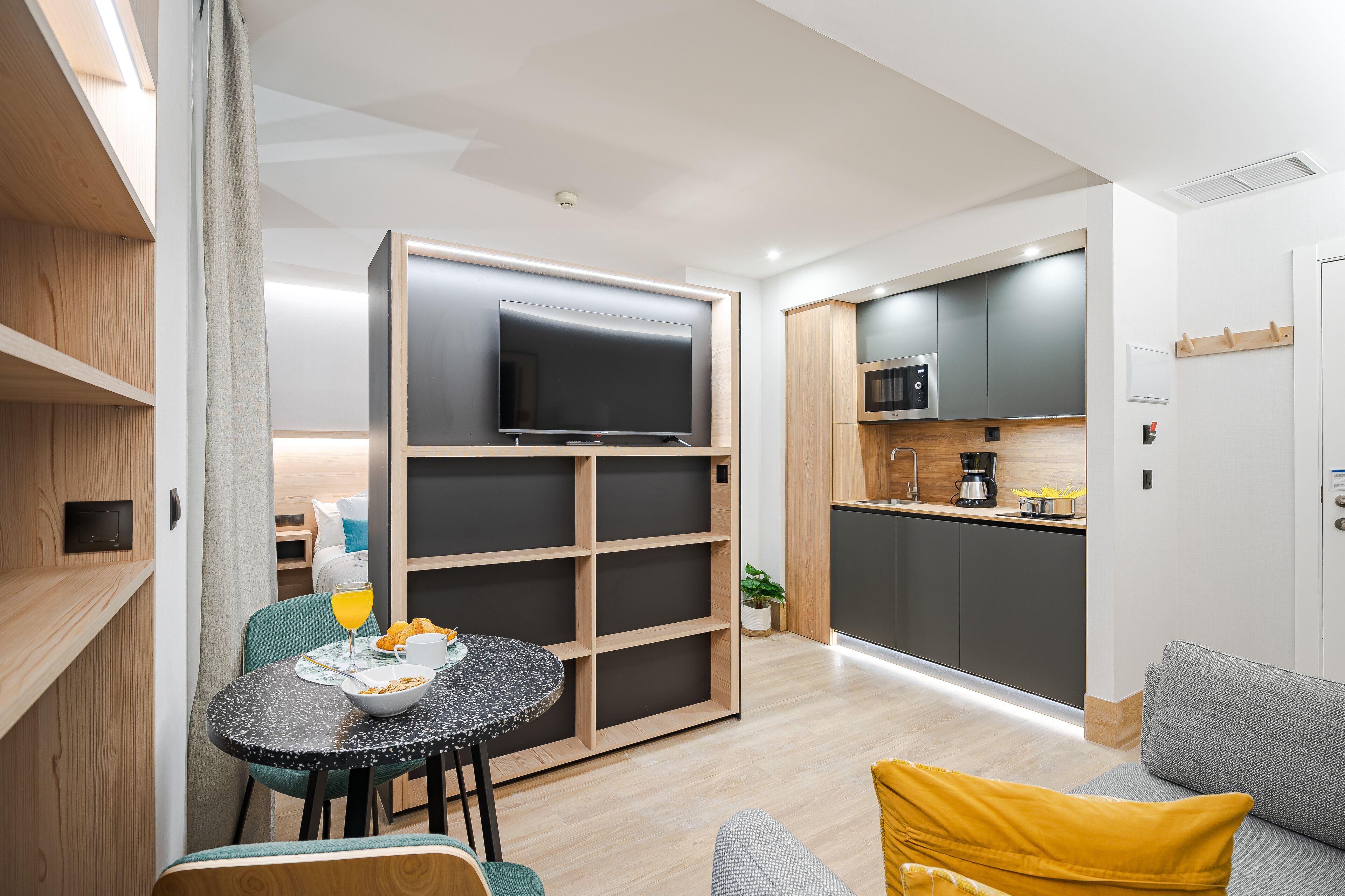 Feelathome Ventas Suites