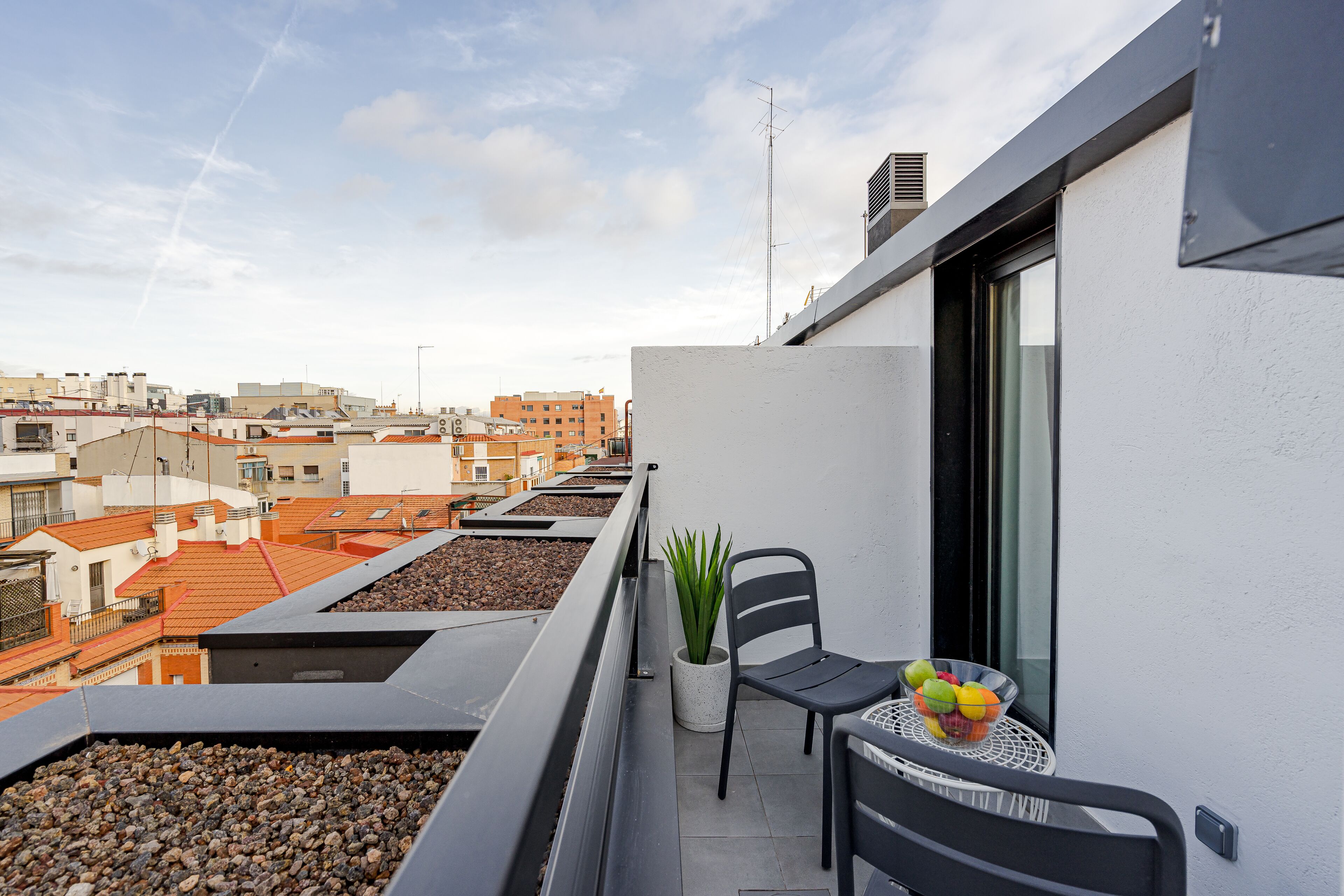 Feelathome Ventas Suites