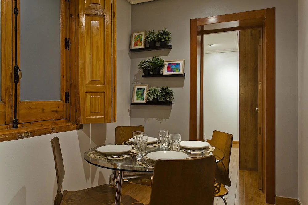 Fuencarral Apartments by FlatSweetHome