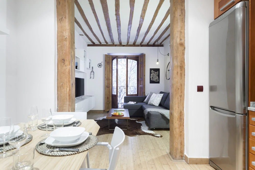 Fuencarral Apartments by FlatSweetHome