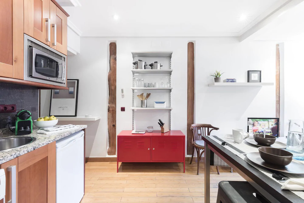 Fuencarral Apartments by FlatSweetHome