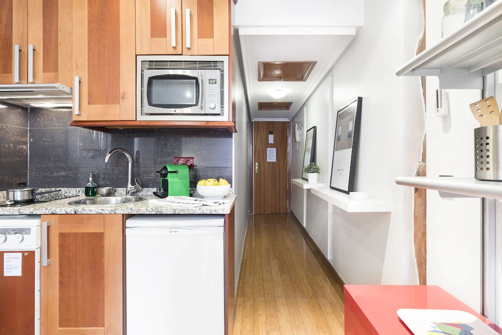 Fuencarral Apartments by FlatSweetHome