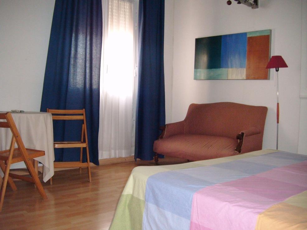 Gay Hostal Puerta del Sol