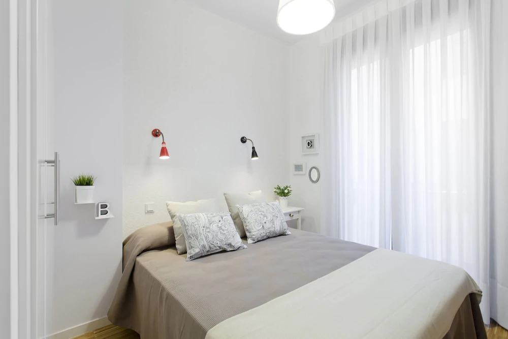 Gran Via Apartments by FlatSweetHome