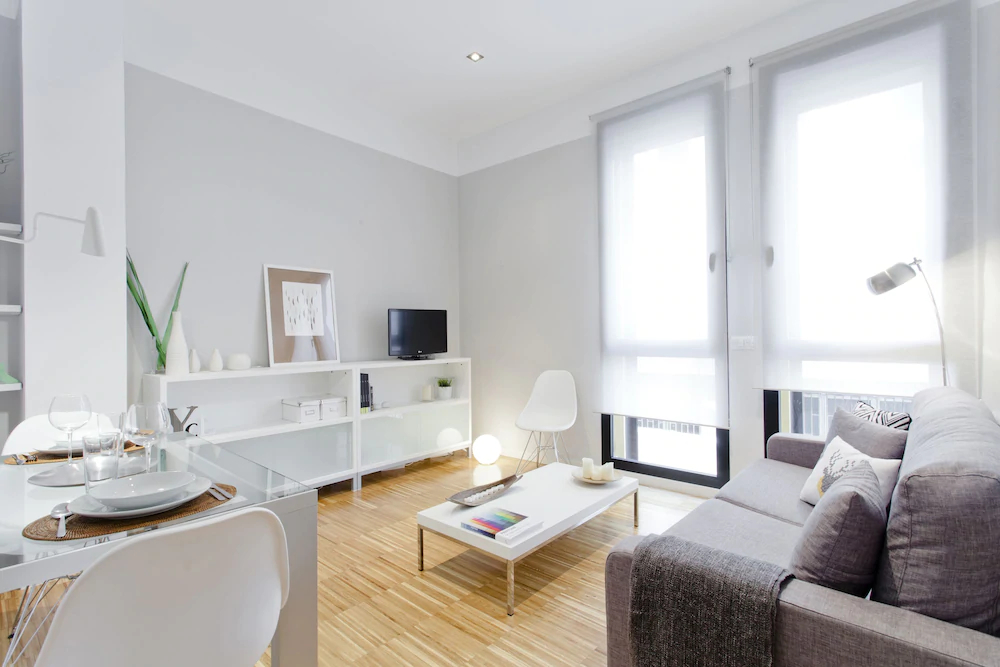 Gran Via Apartments by FlatSweetHome