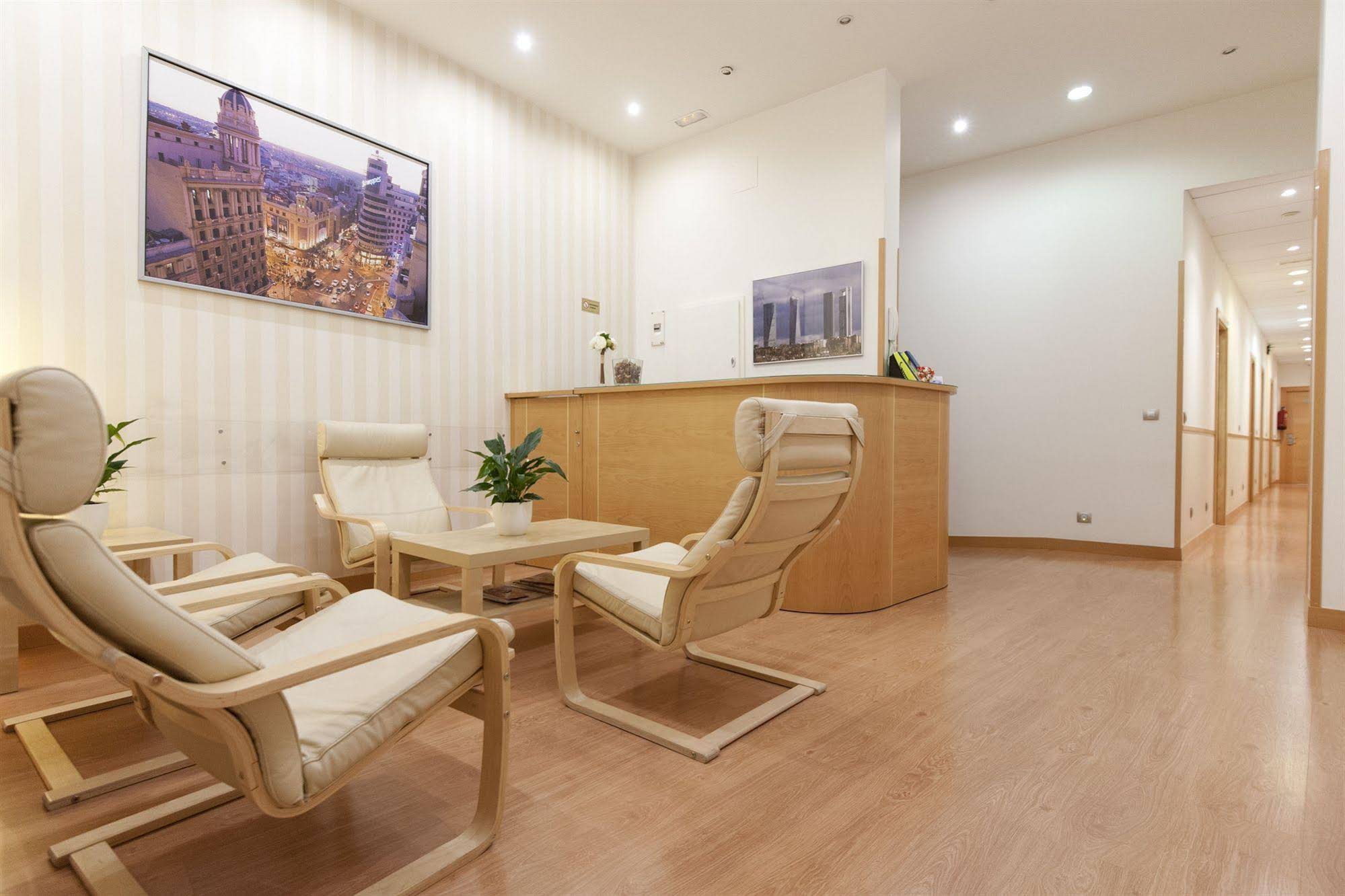 Hostal Abami II