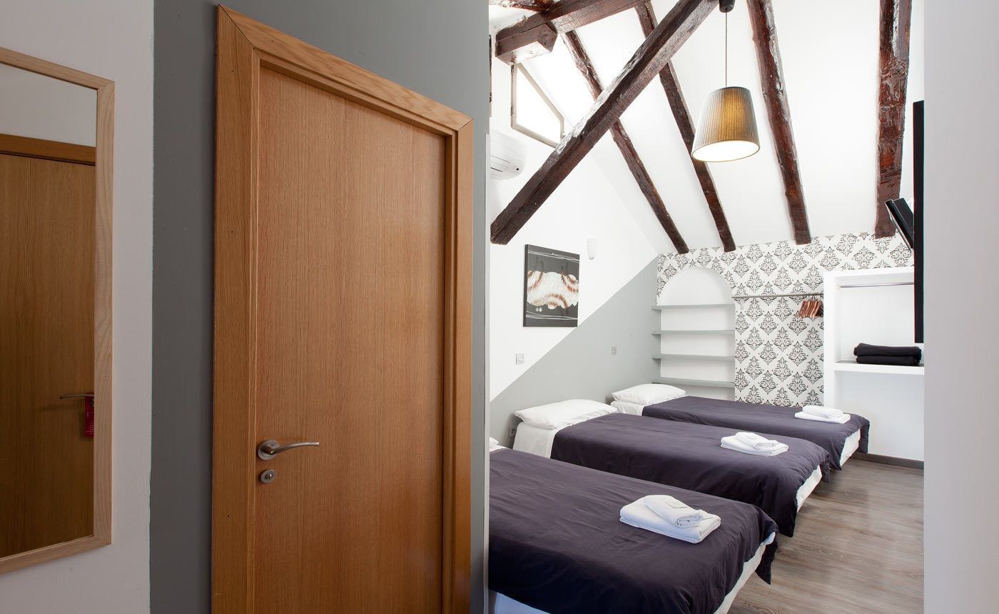 Hostal Abril