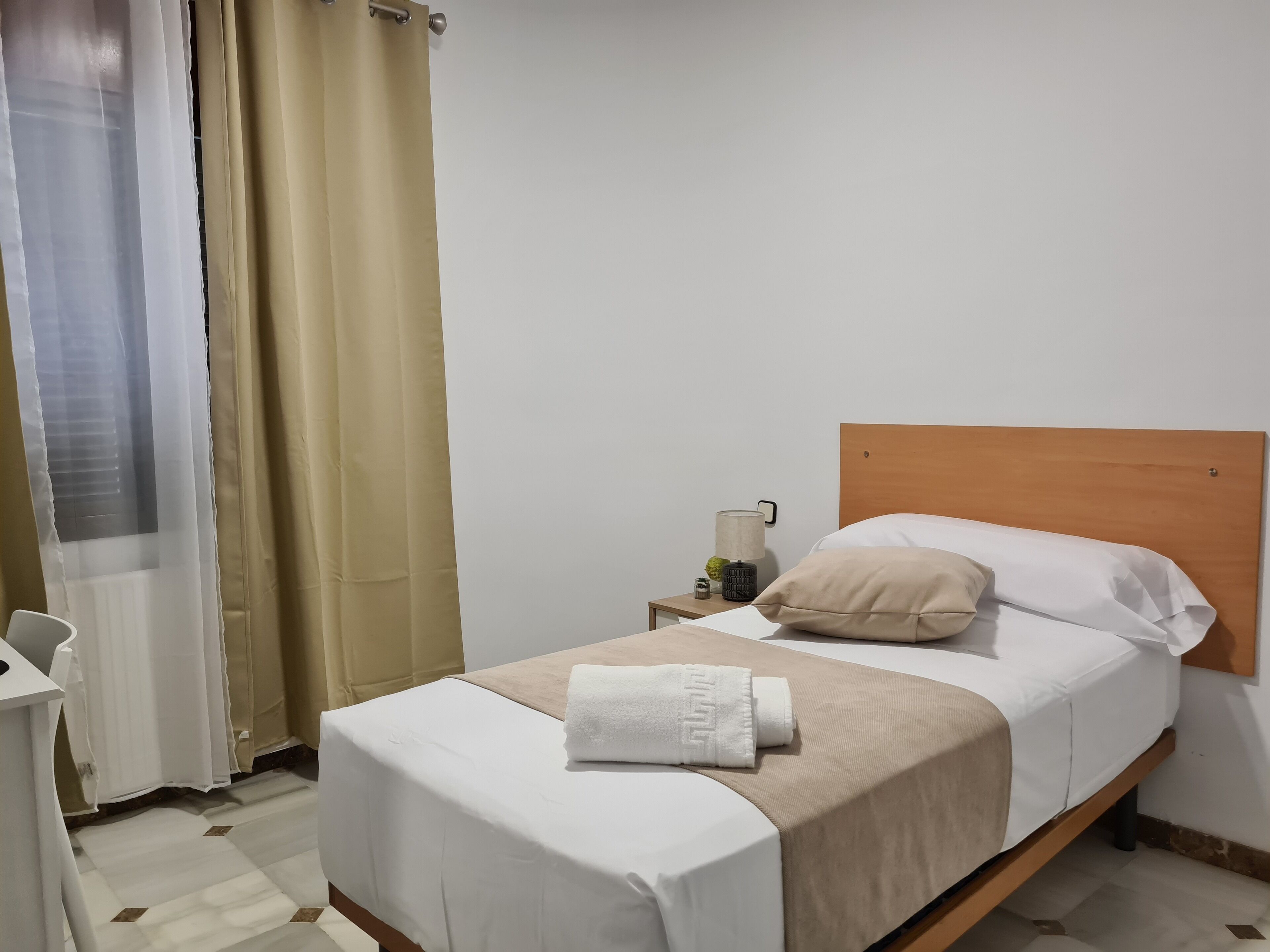 Hostal Arturo Soria