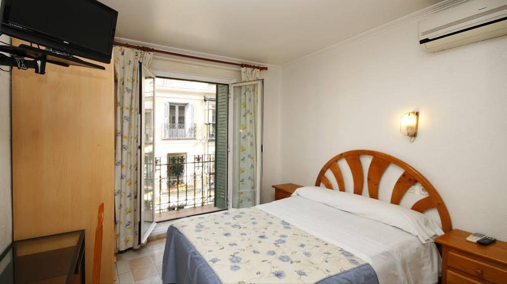 Hostal Casa Bueno