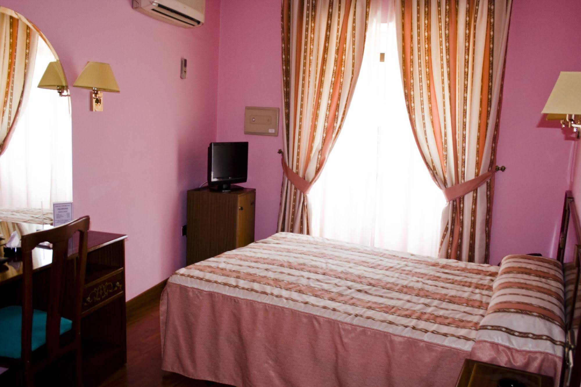 Hostal Centro Sol