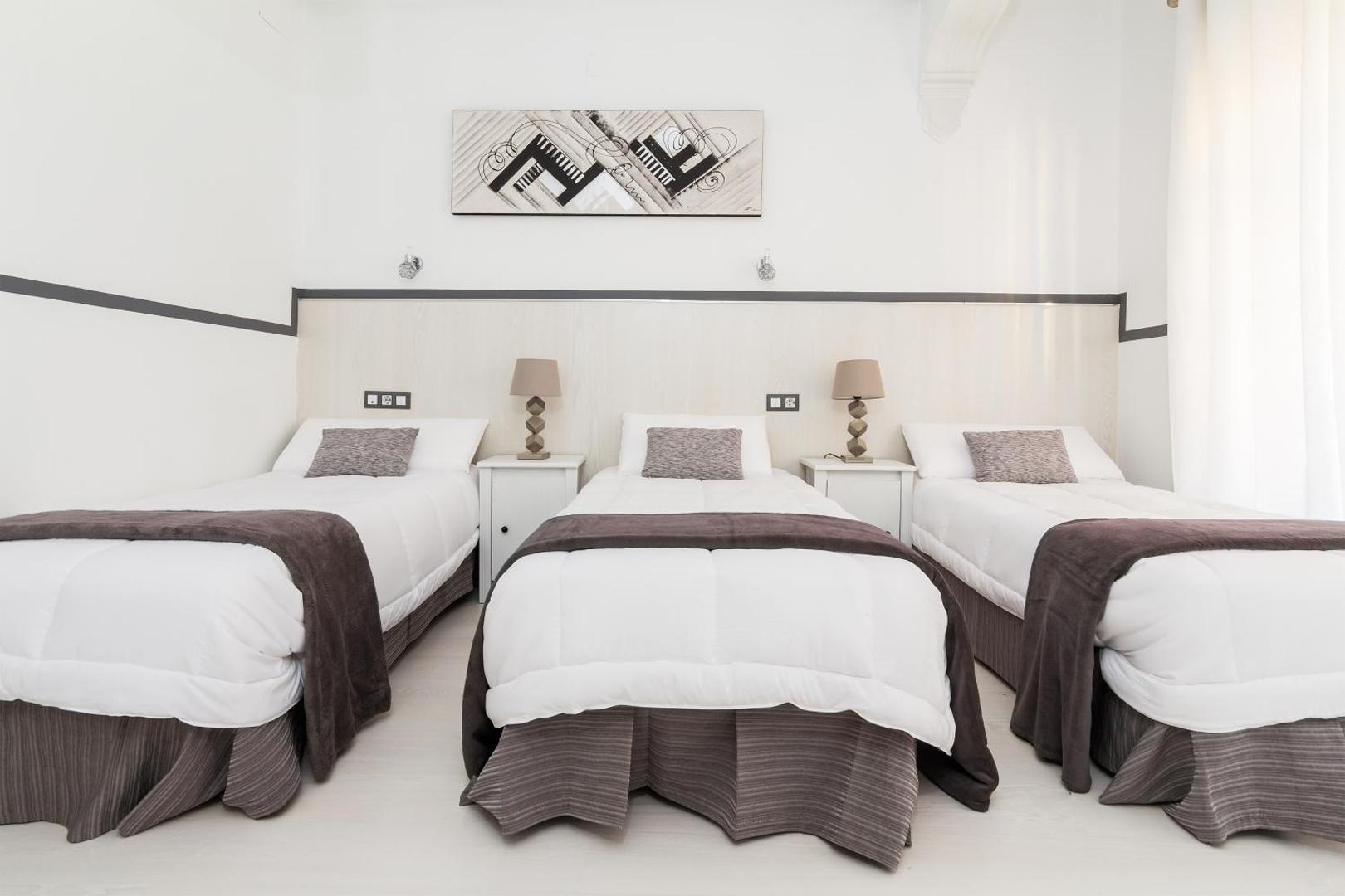 Hostal Madrid Gran Via 63