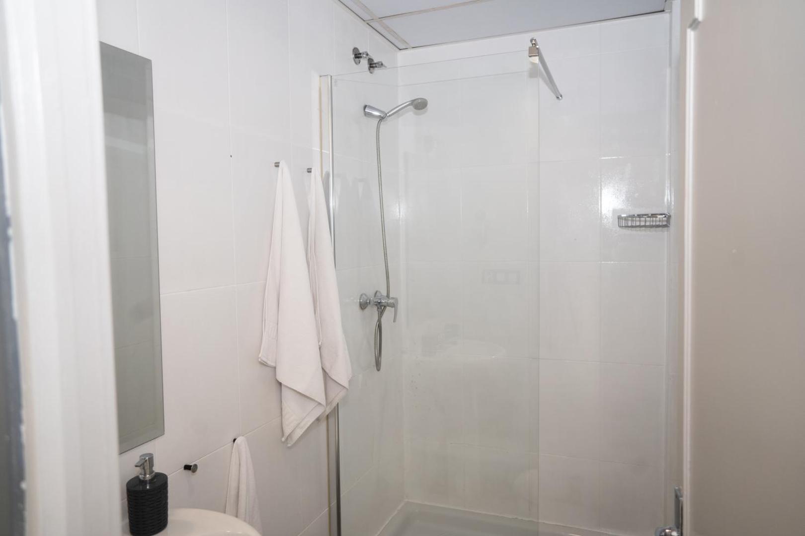 Hostal Madrid Gran Via 63