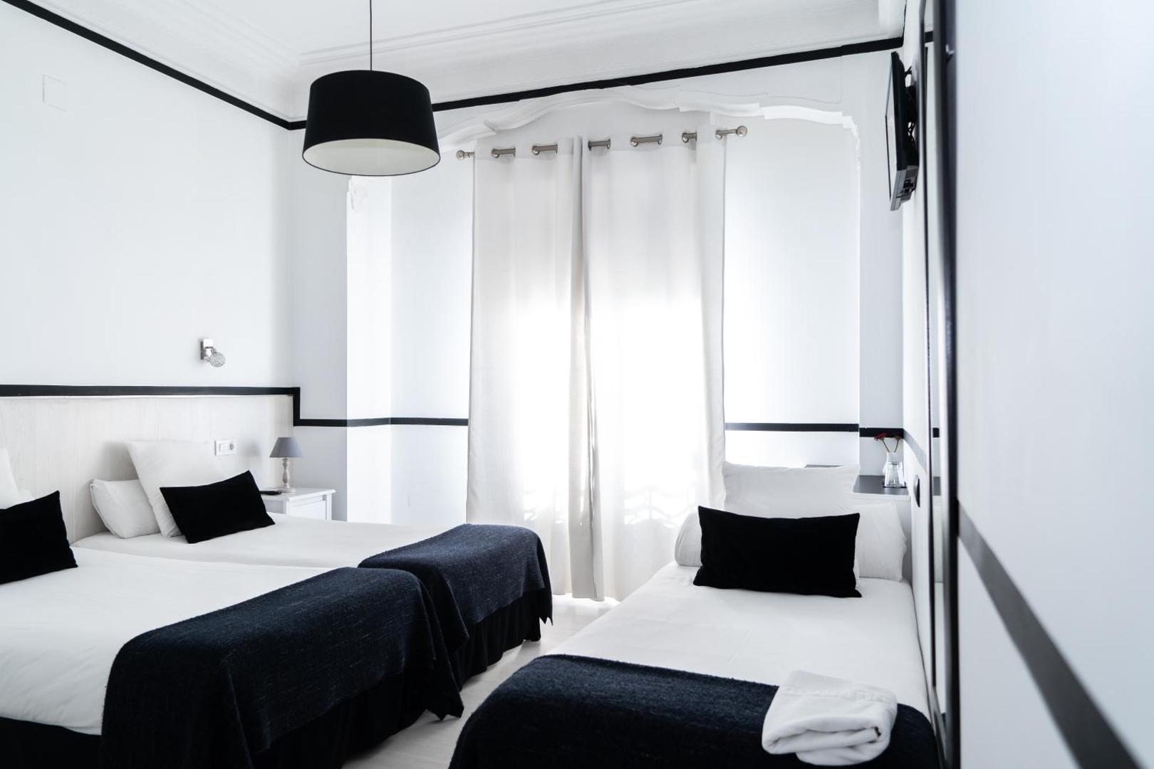 Hostal Madrid Gran Via 63