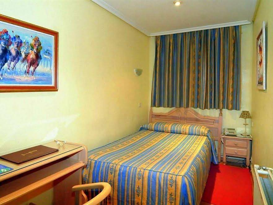 CH Plaza D'Ort Rooms Madrid