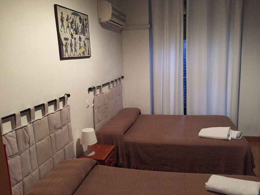 Hostal Rayuela