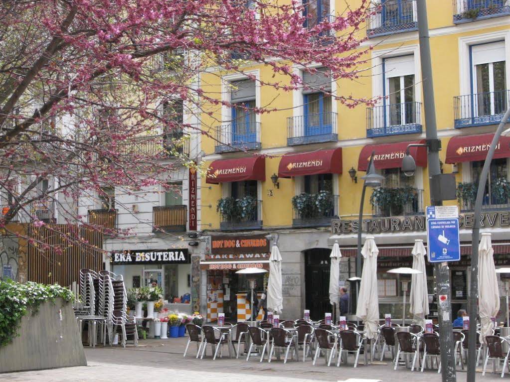 Hostal Tirso Plaza