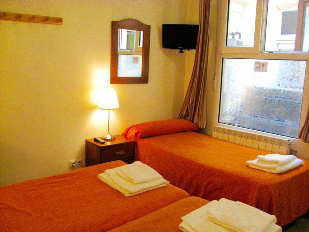Hostal Tirso Plaza