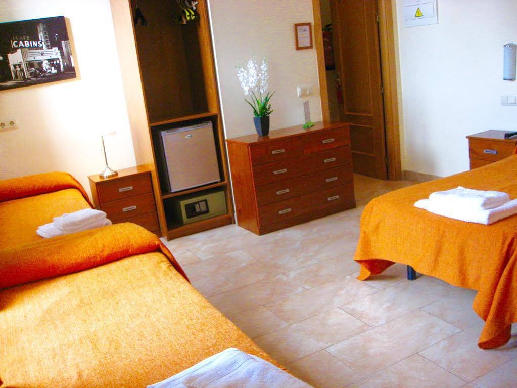 Hostal Tirso Plaza