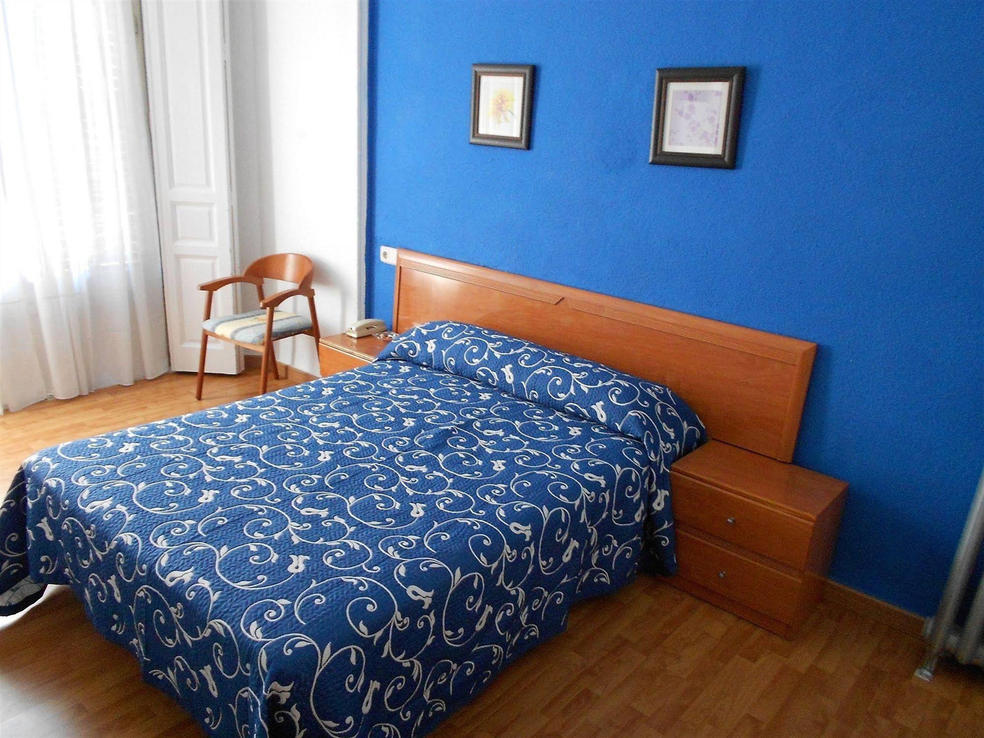 Hostal Valencia Madrid