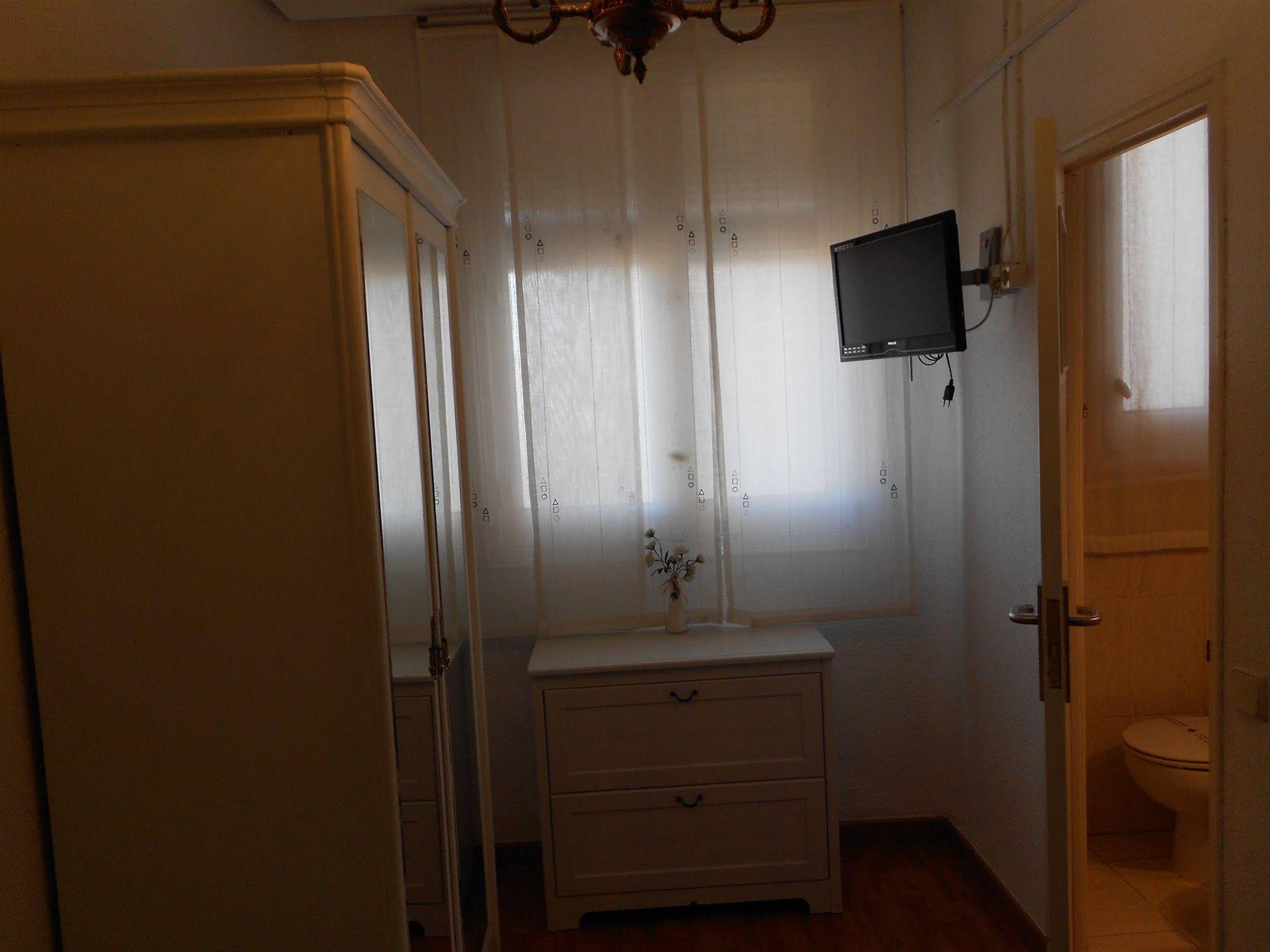 Hostal Valencia Madrid