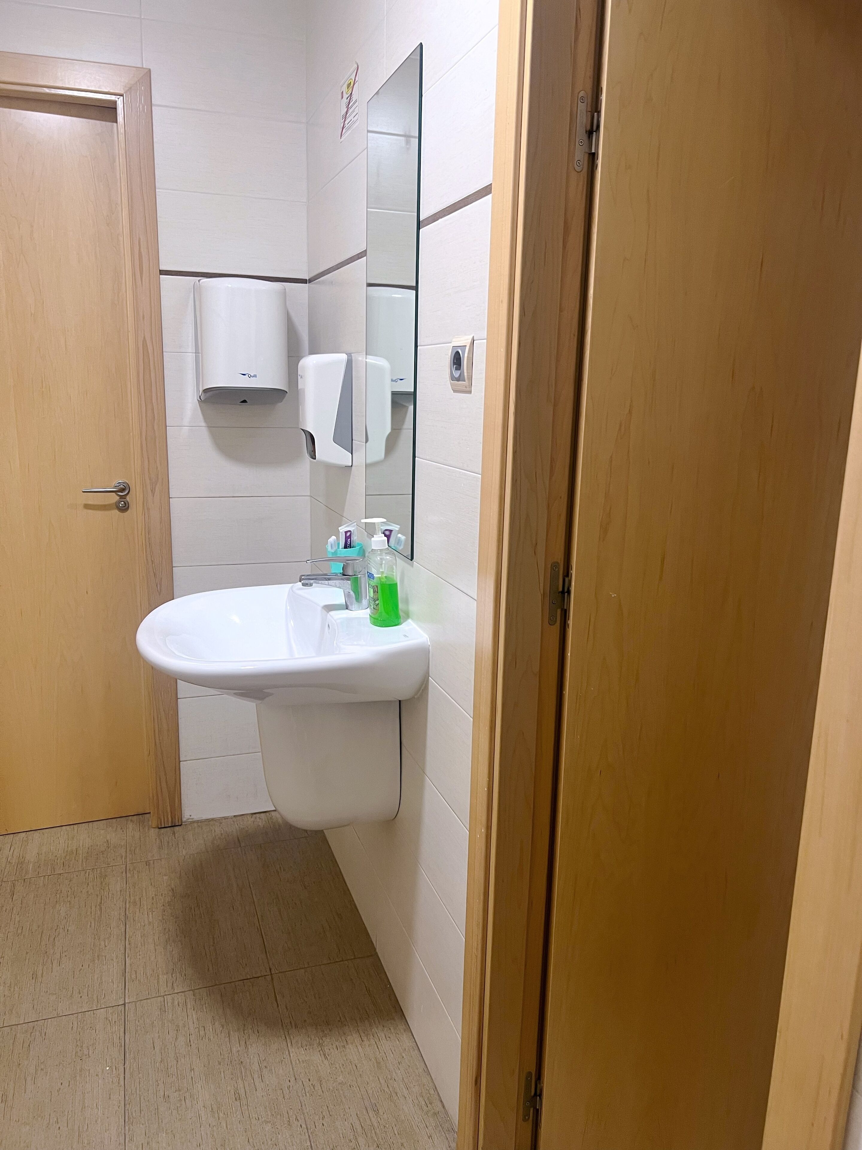 Hostel Acacias