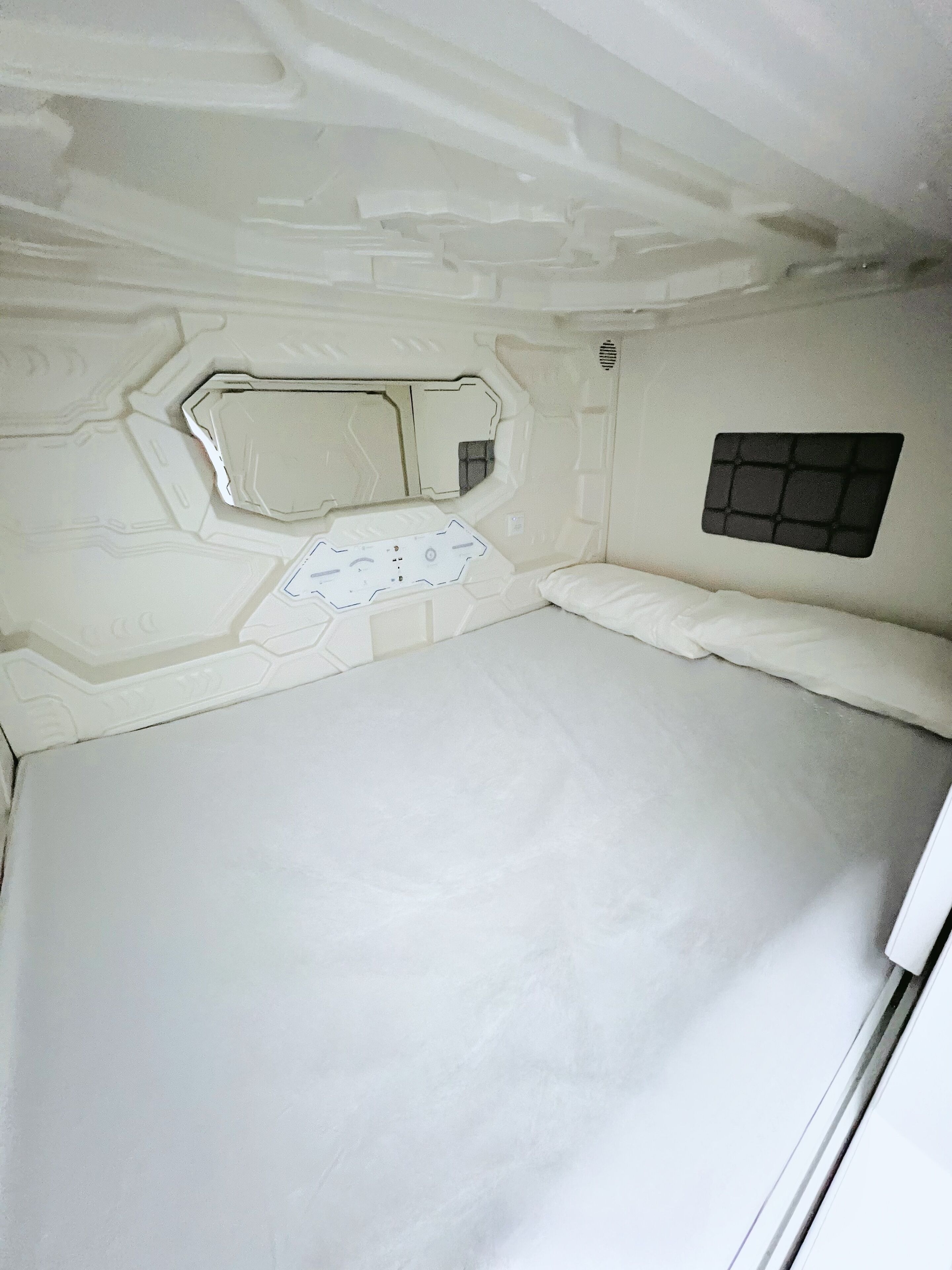 Hostel Space Capsule