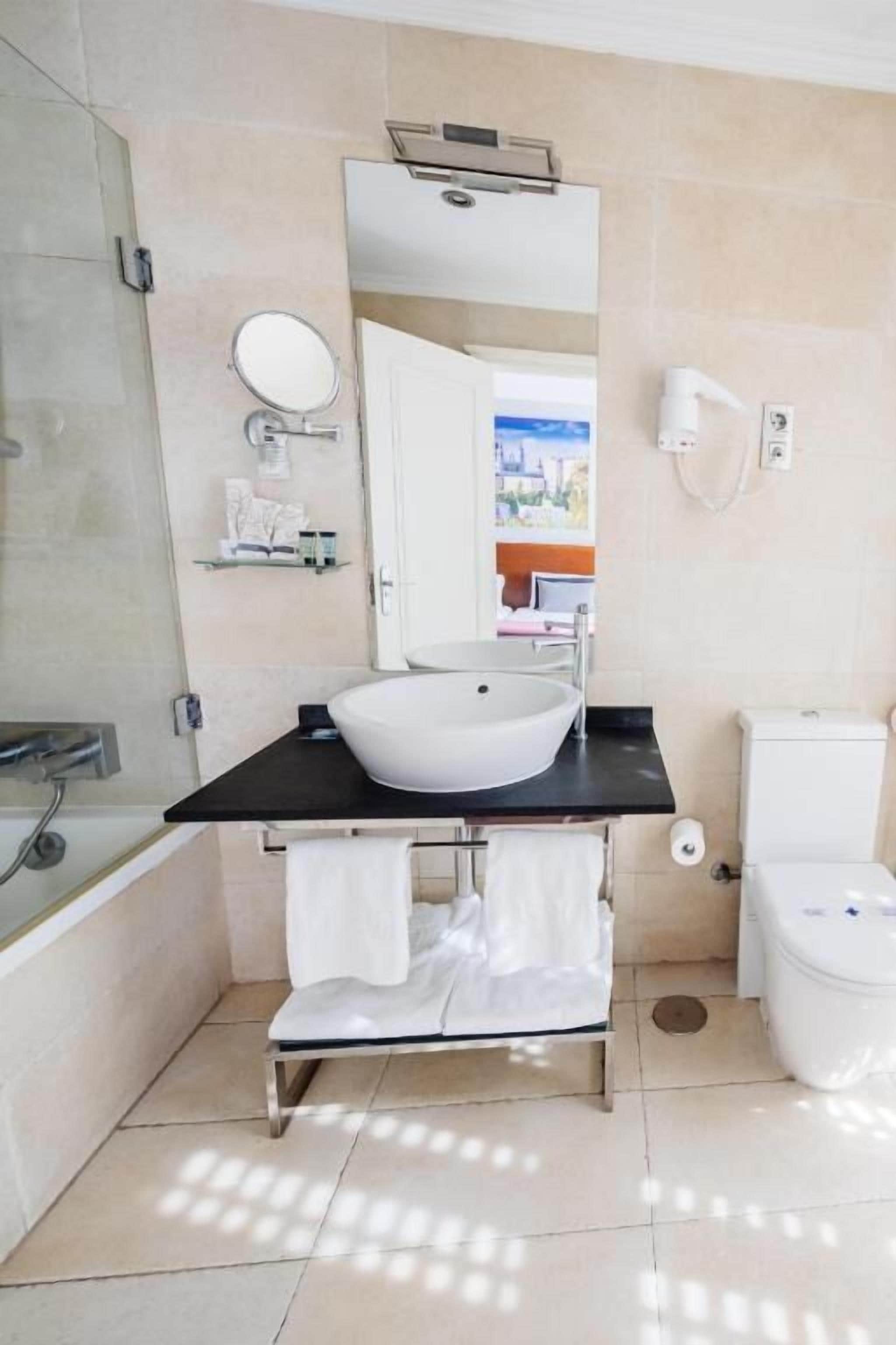 Hotel ITC Infantas by Soho Boutique