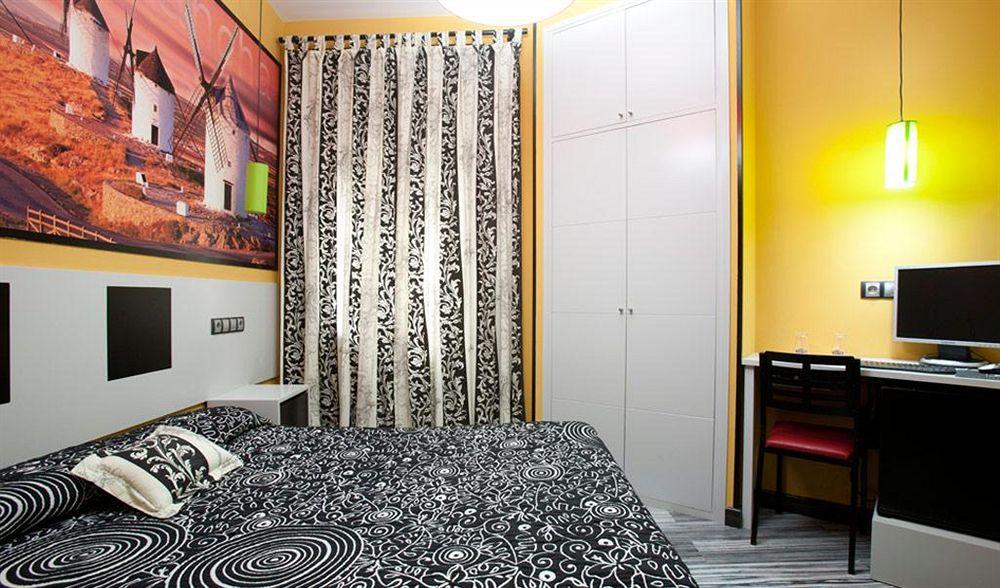 Jc Rooms Santa Ana
