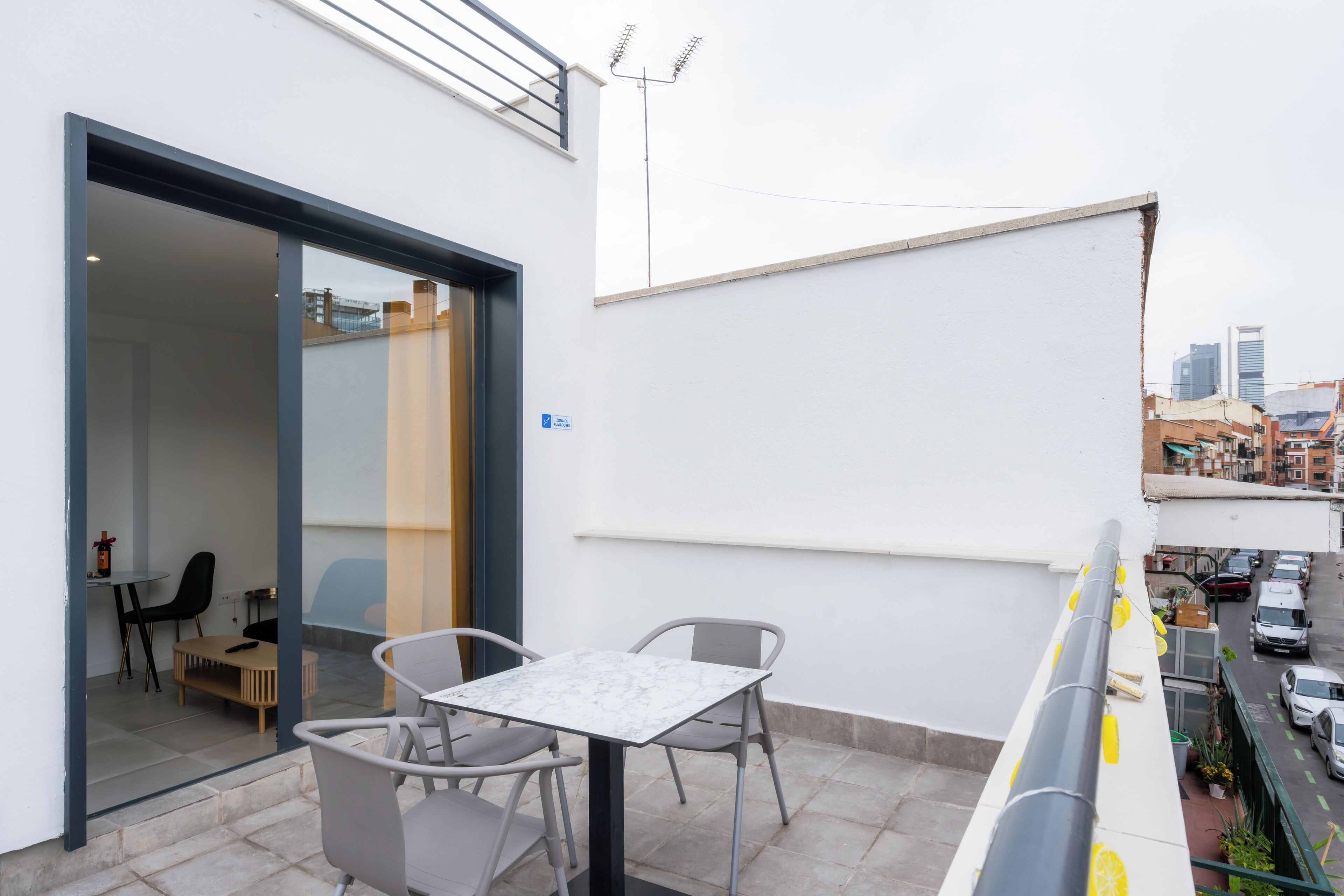 Lemon Apartment Hotels Bernabeu