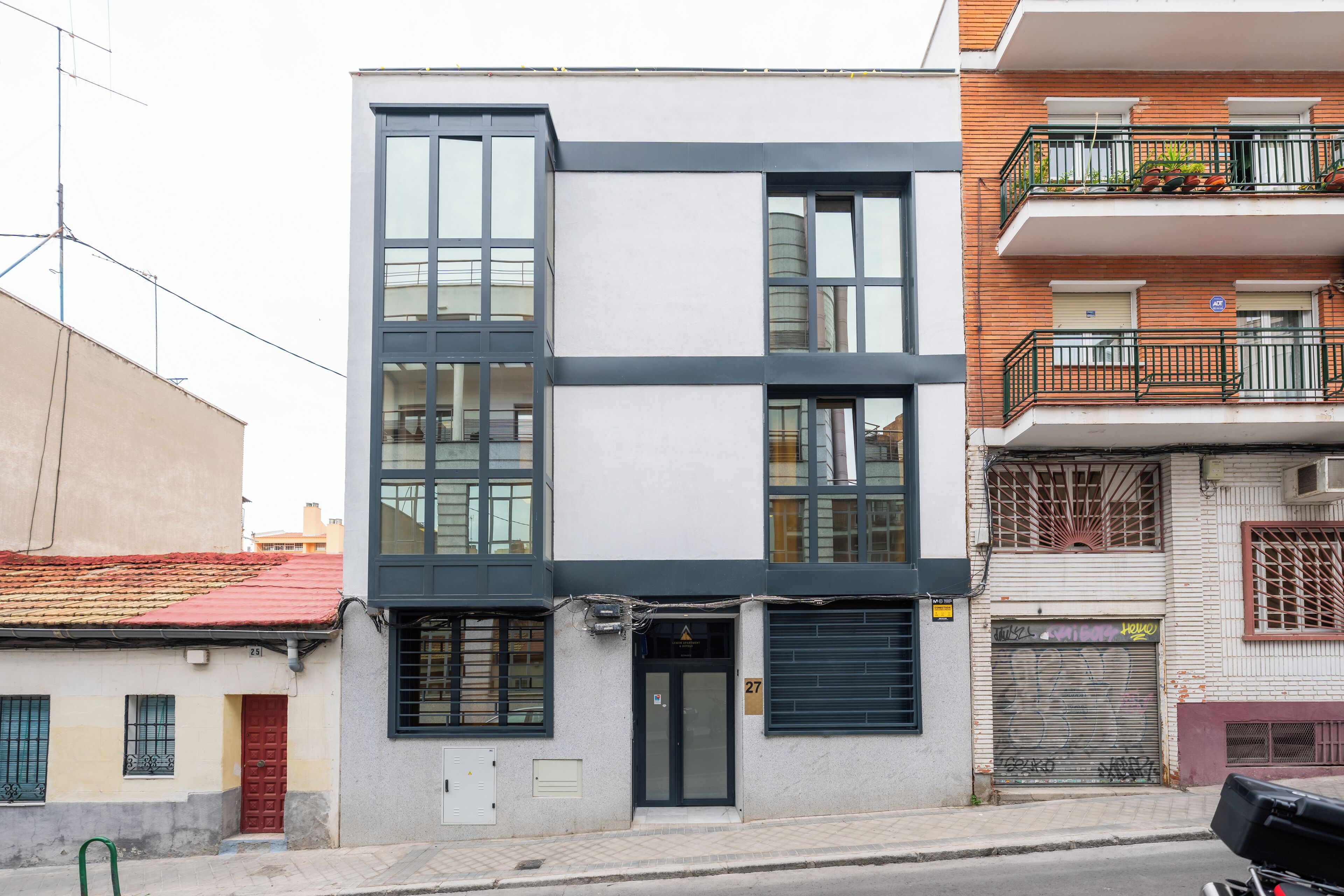 Lemon Apartment Hotels Bernabeu