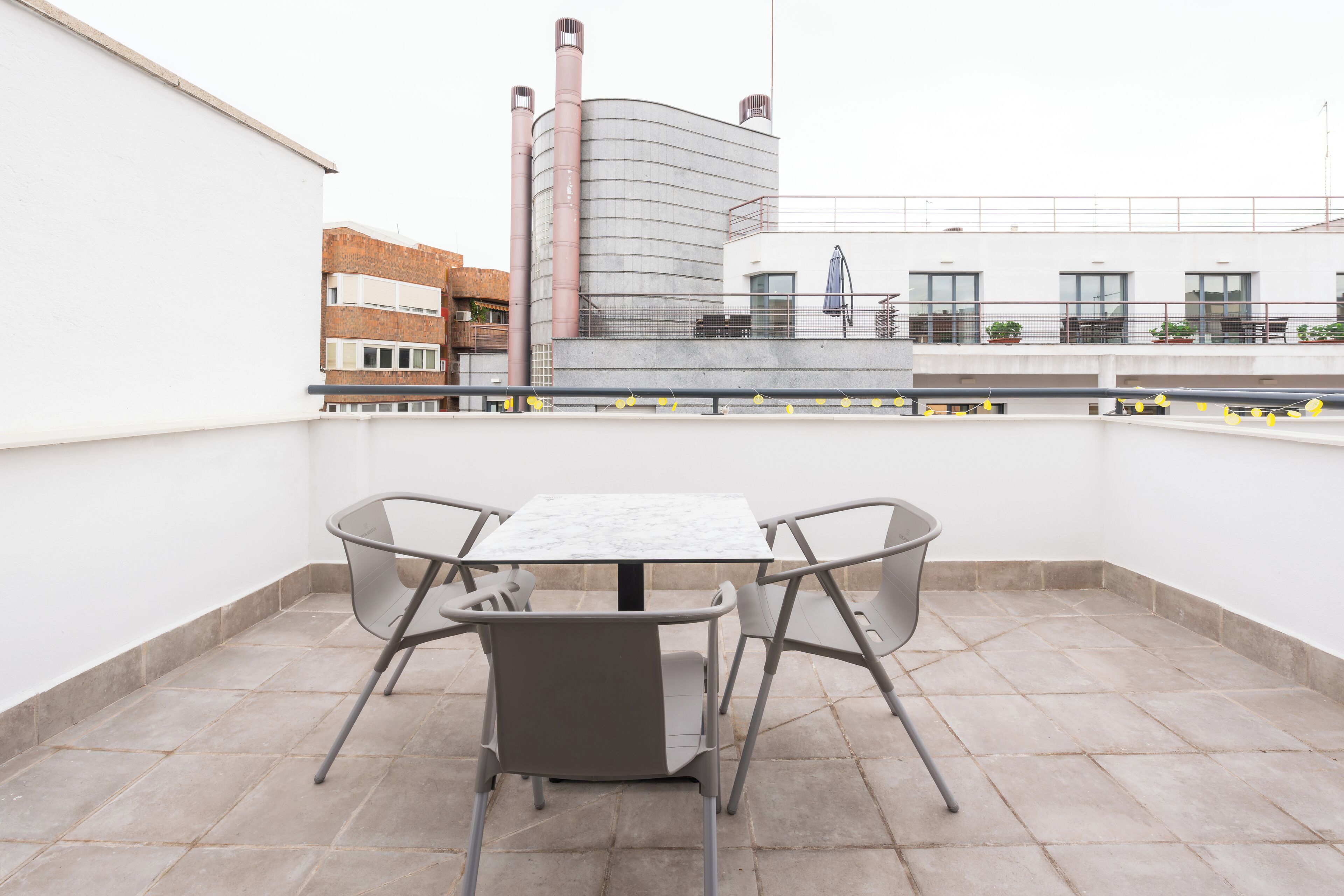 Lemon Apartment Hotels Bernabeu