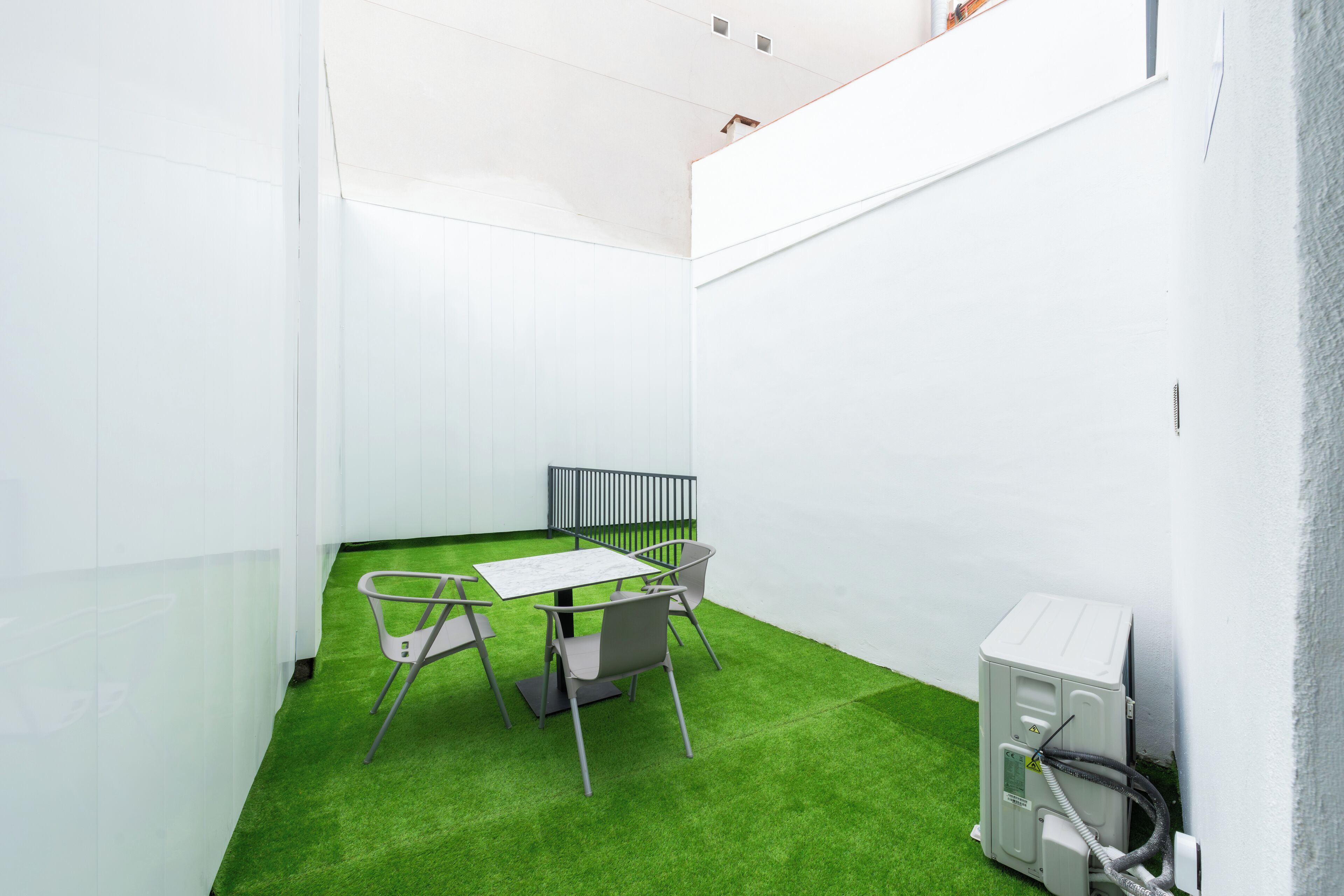 Lemon Apartment Hotels Bernabeu