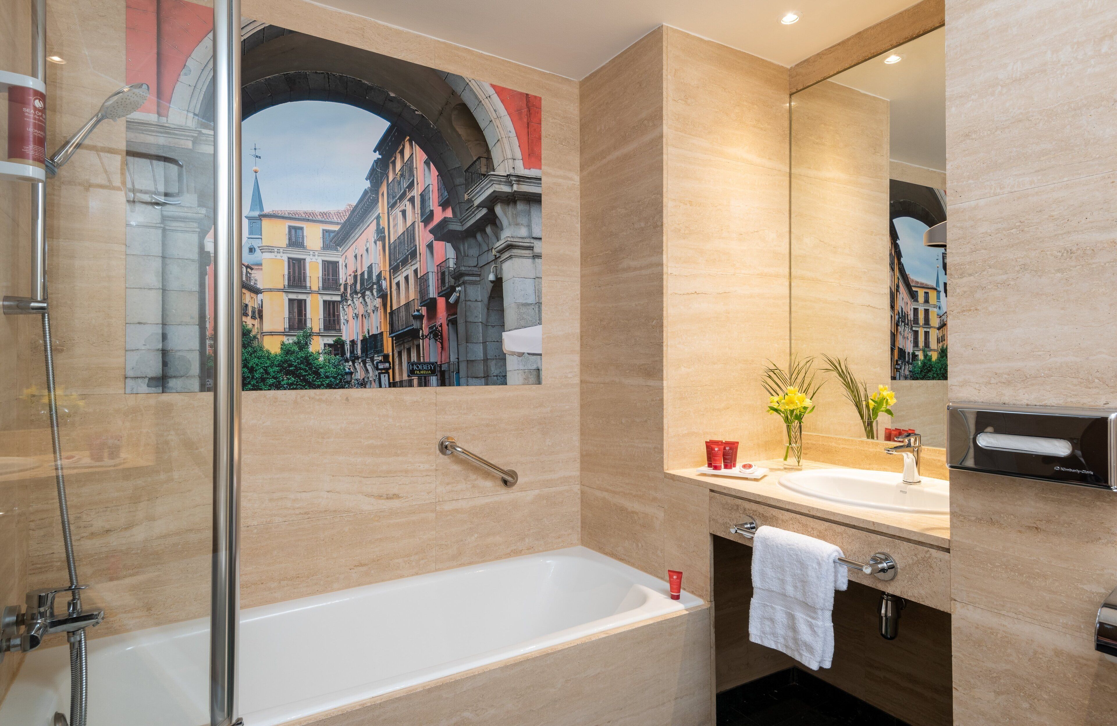 Leonardo Hotel Madrid City Center