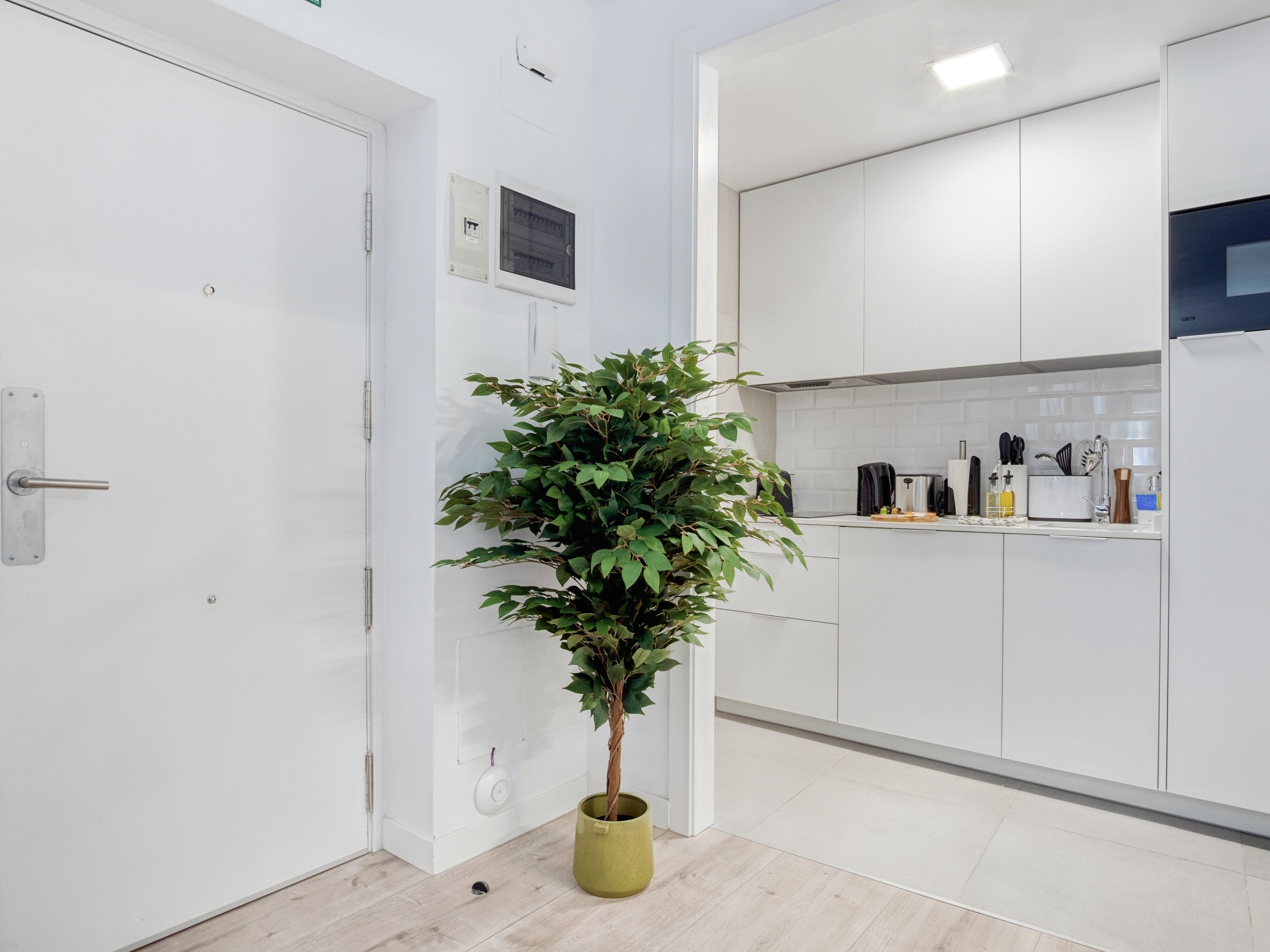 Limehome Madrid Calle Ave Maria