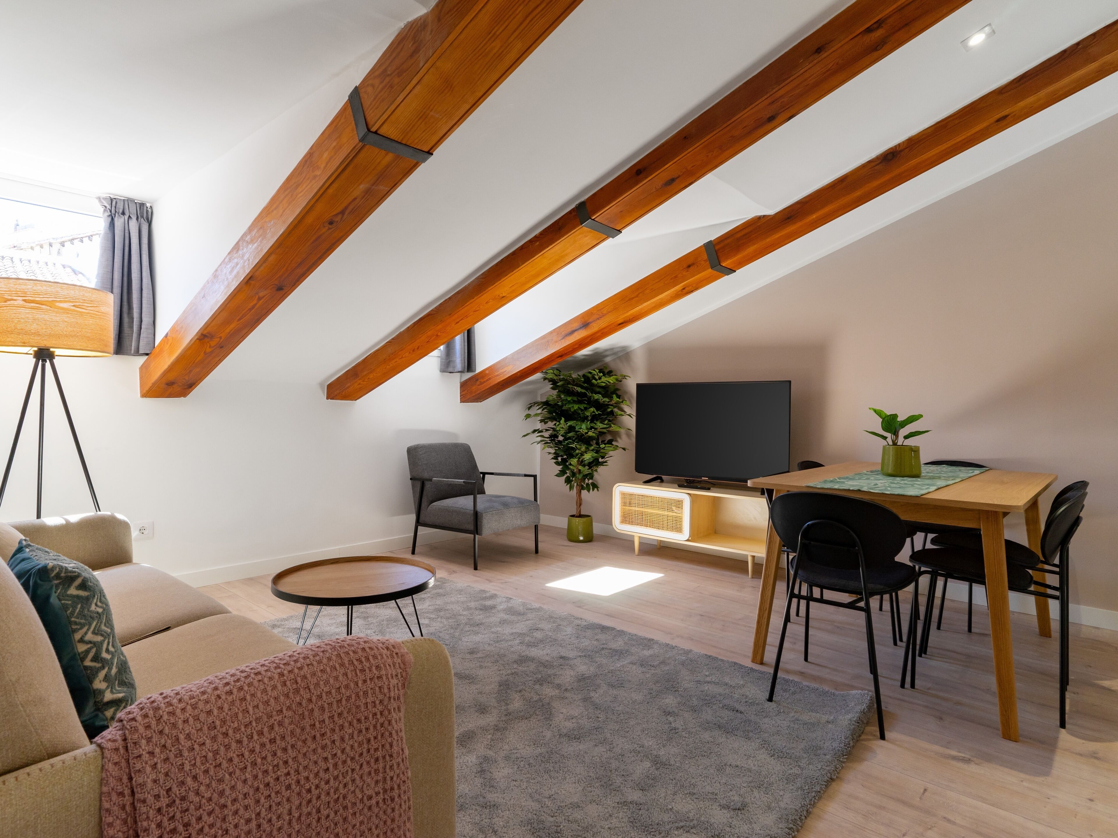 Limehome Madrid Calle Ave Maria