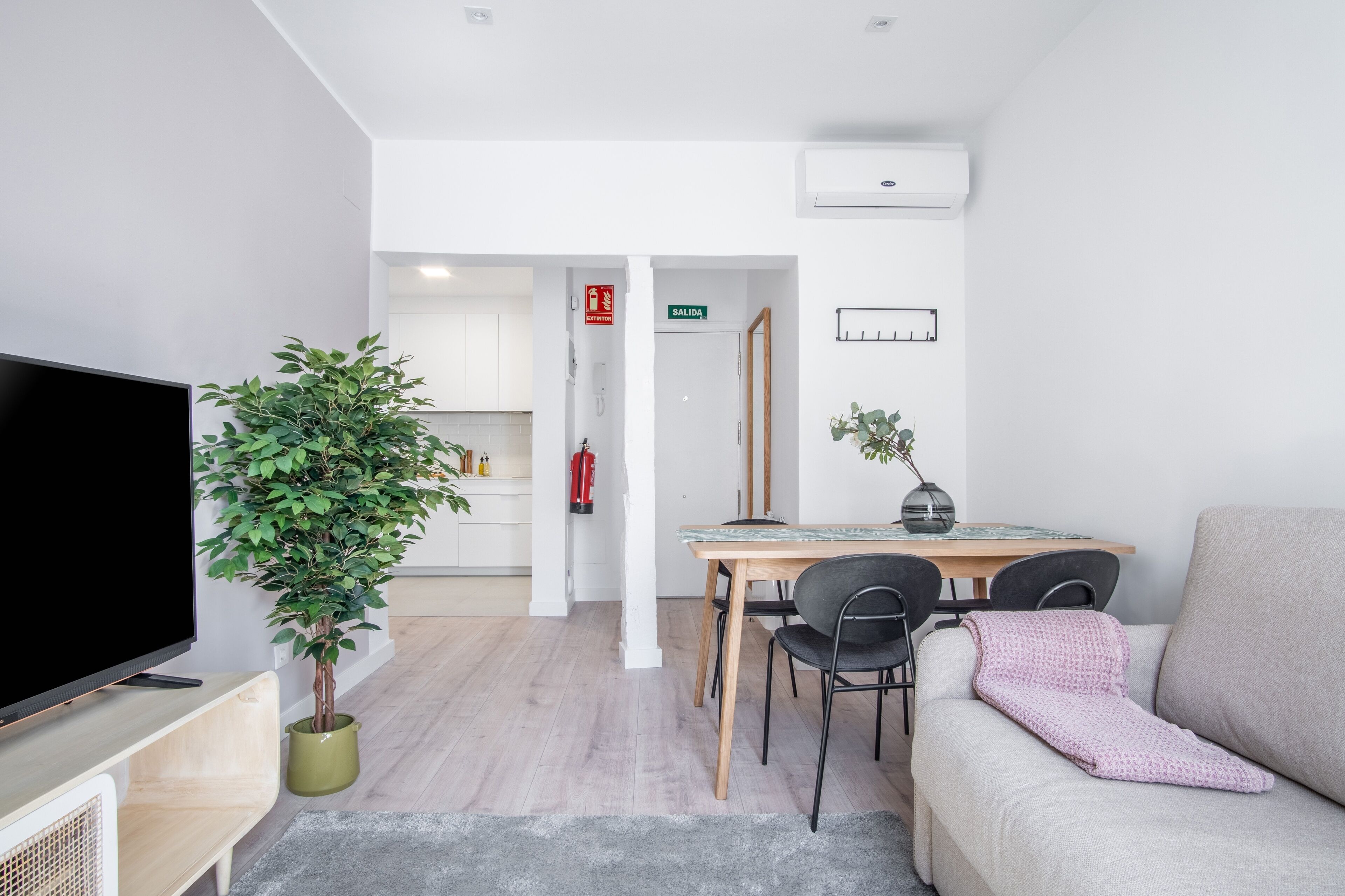 Limehome Madrid Calle Ave Maria