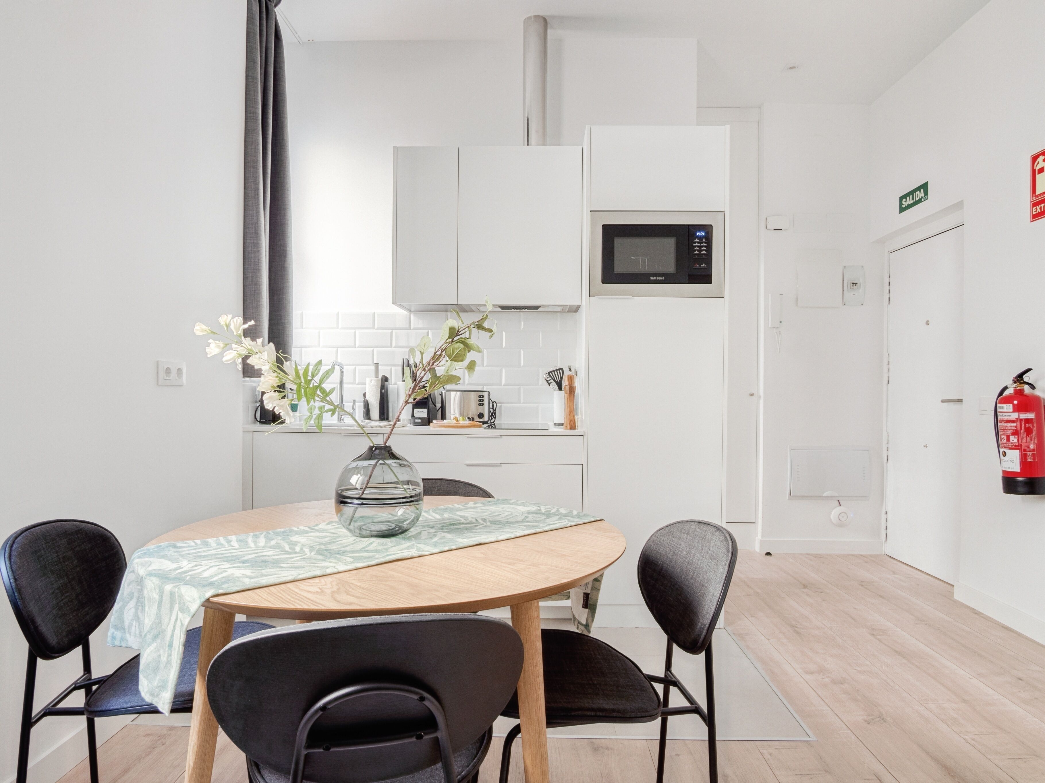 Limehome Madrid Calle Ave Maria