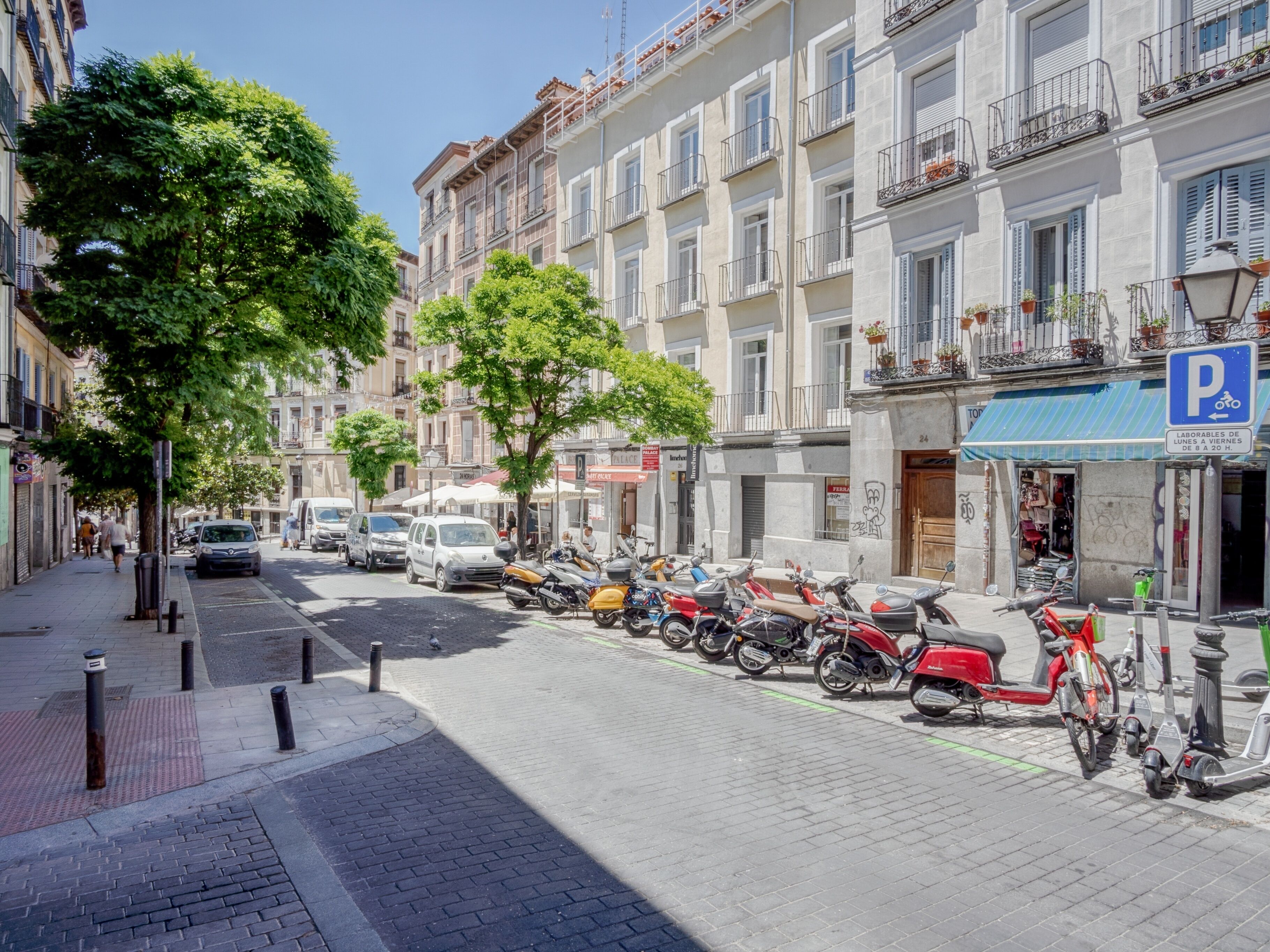 Limehome Madrid Calle Ave Maria