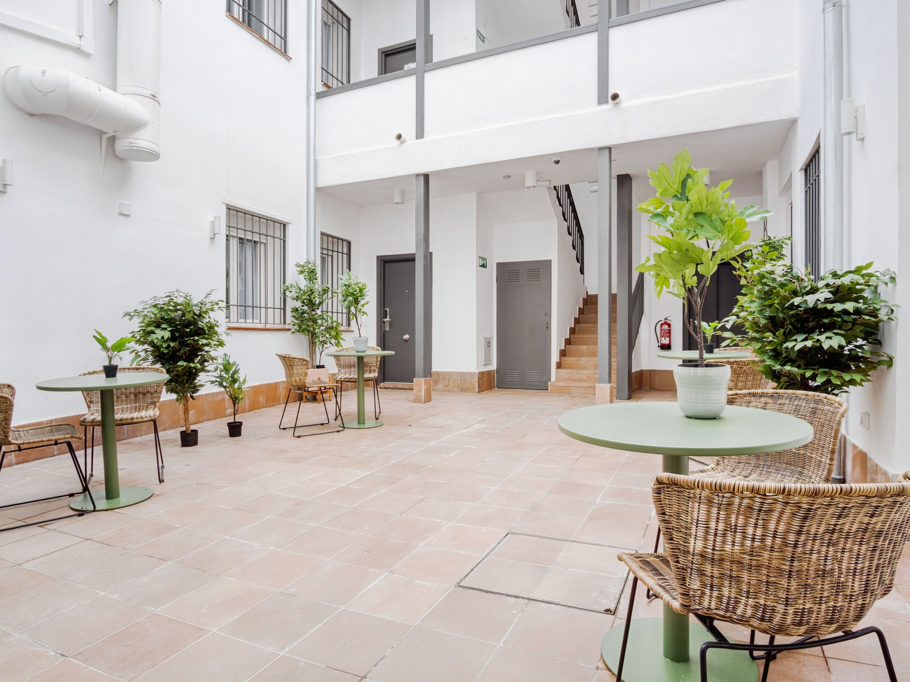 Limehome Madrid Calle Ave Maria