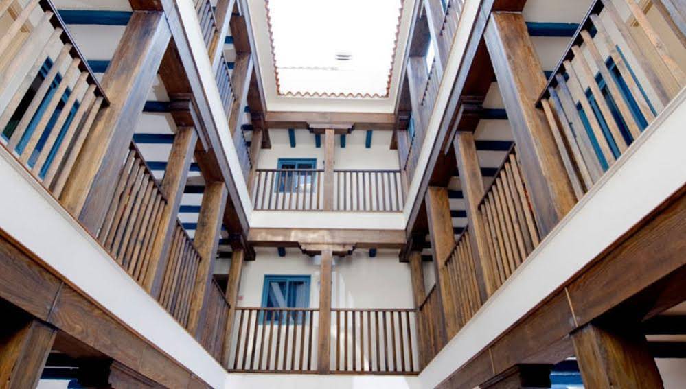 Mad Hostel