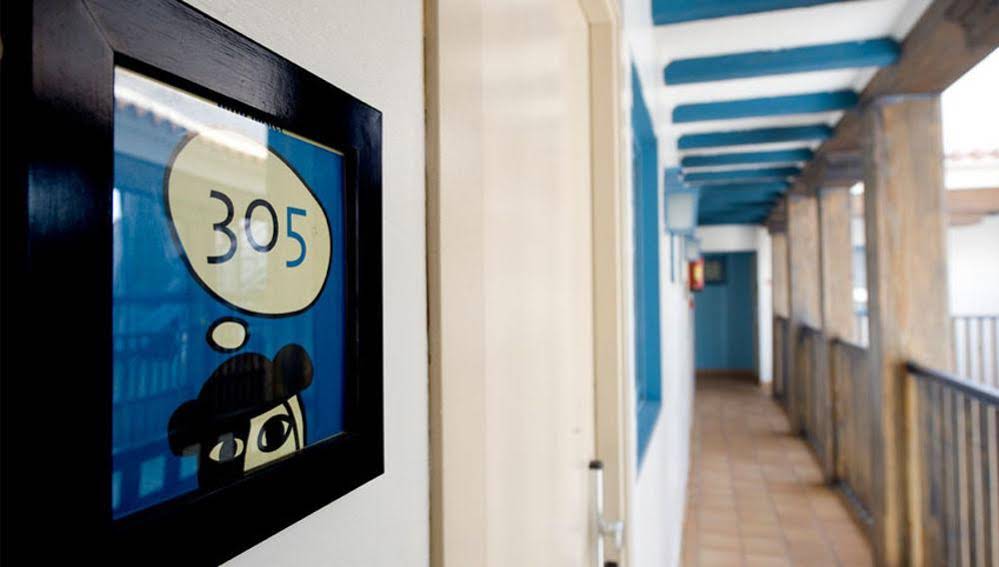 Mad Hostel