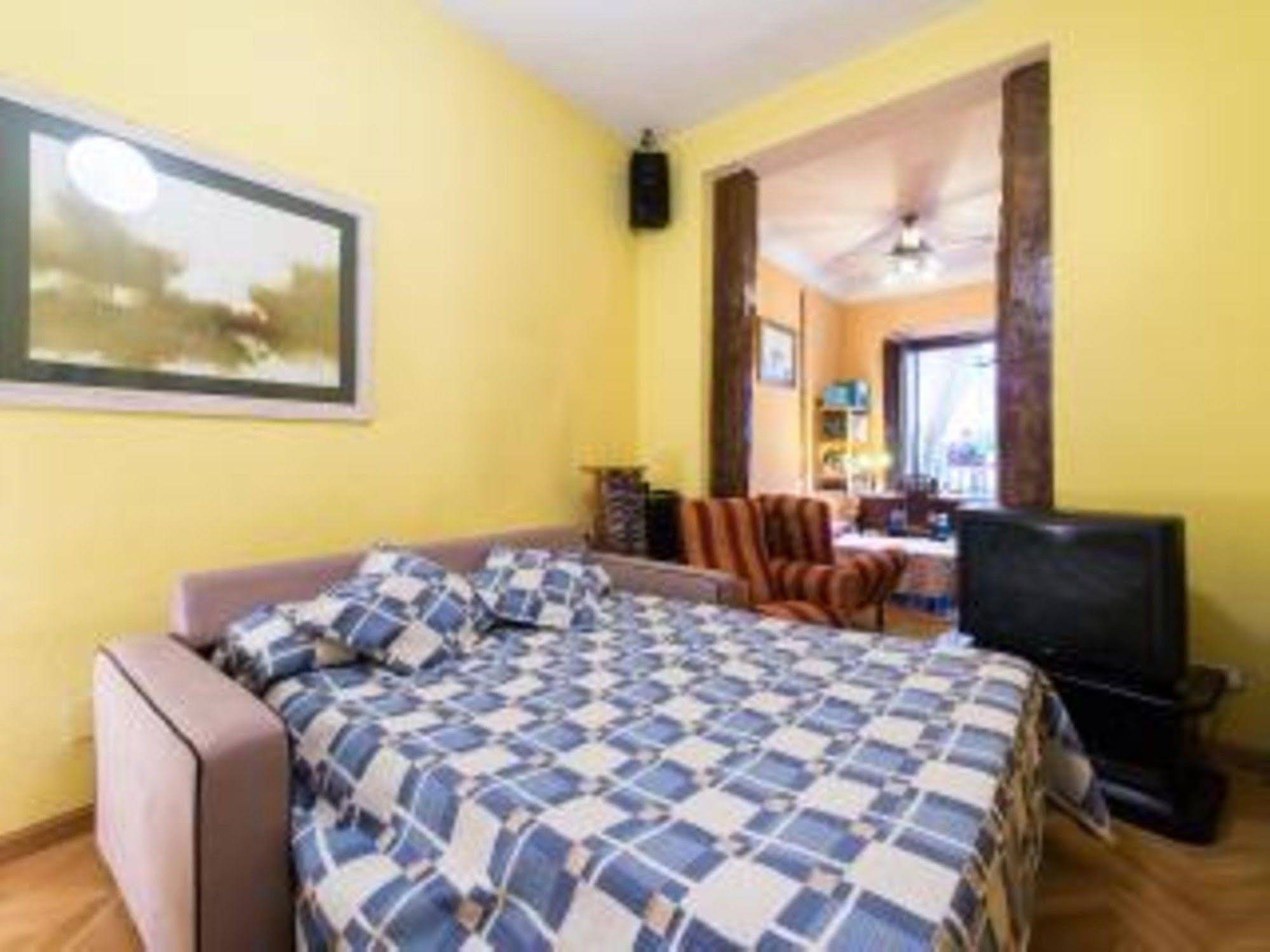 Madrid Center Fuencarral Pedestrian