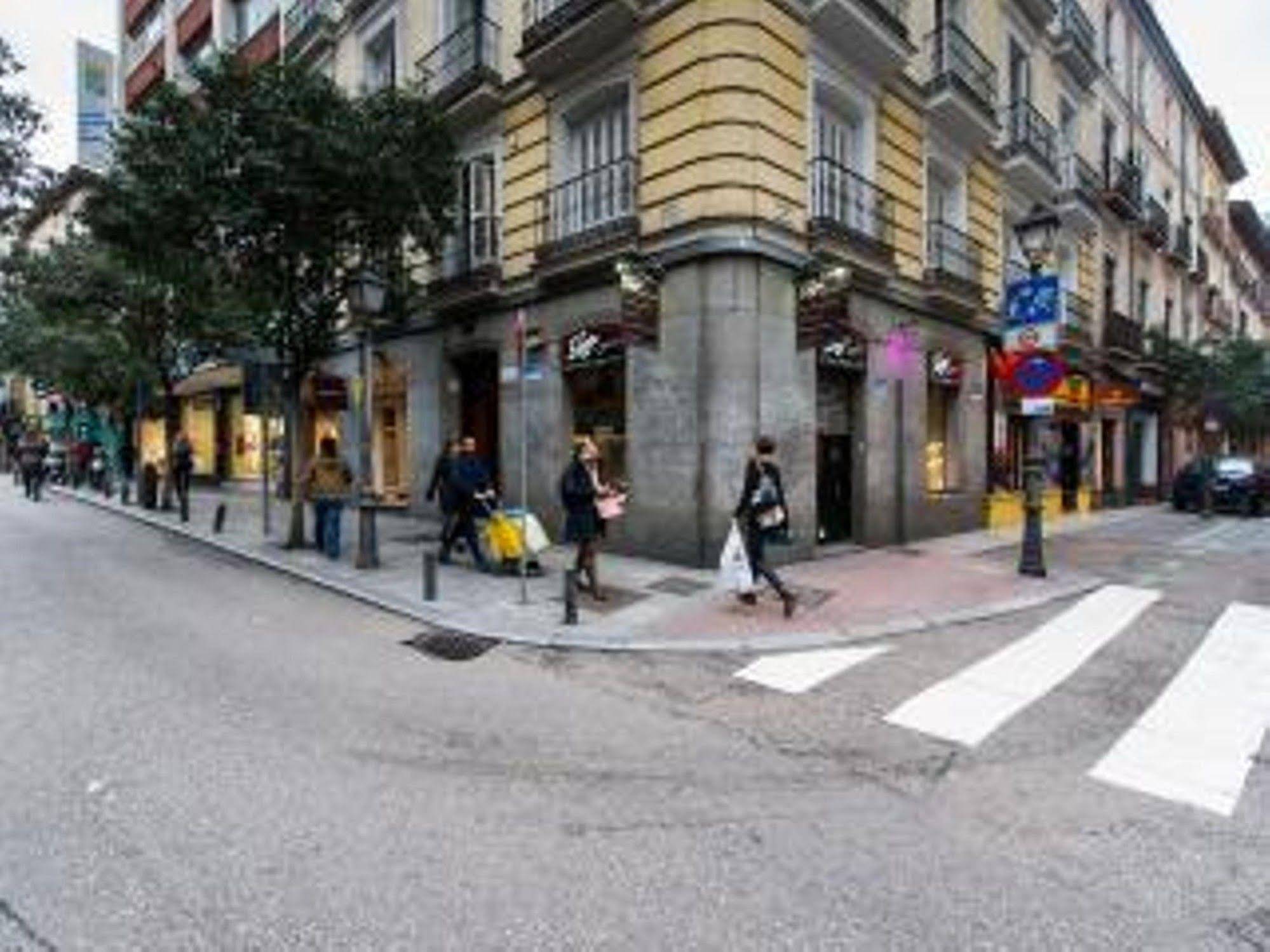 Madrid Center Fuencarral Pedestrian