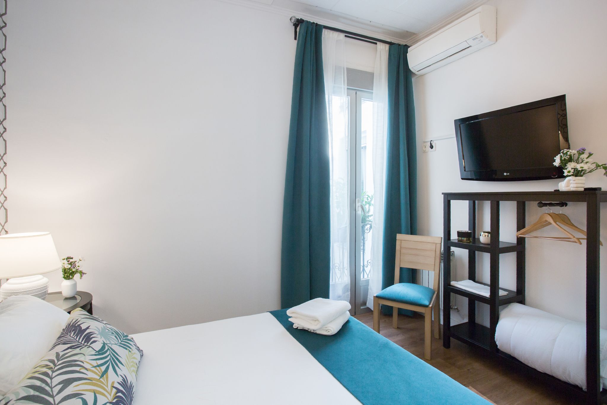 Madrid Suites San Mateo