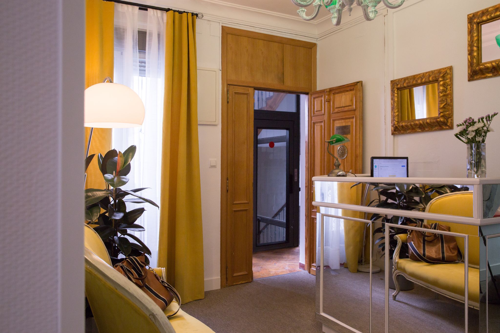 Madrid Suites San Mateo