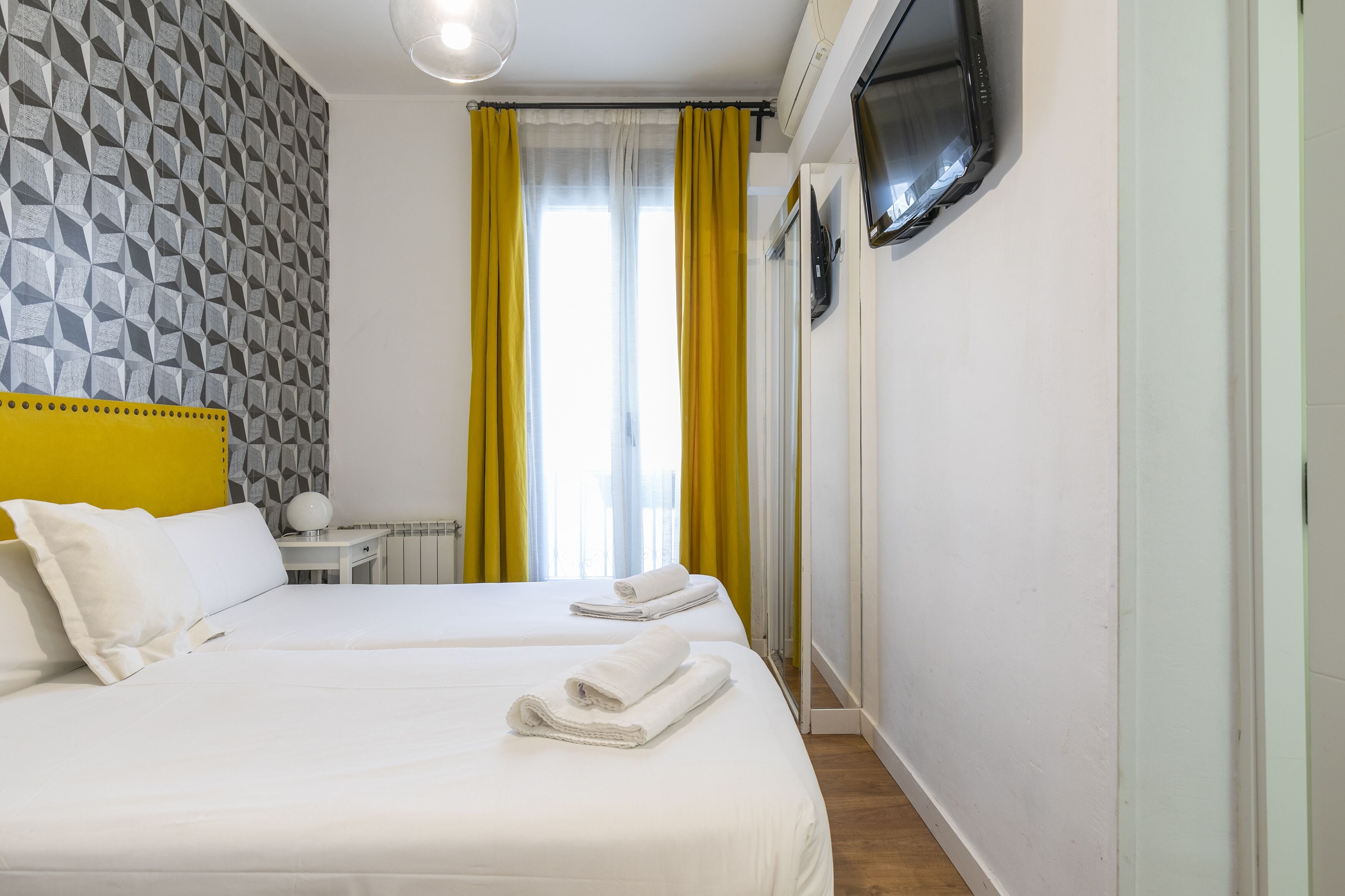 Madrid Suites San Mateo