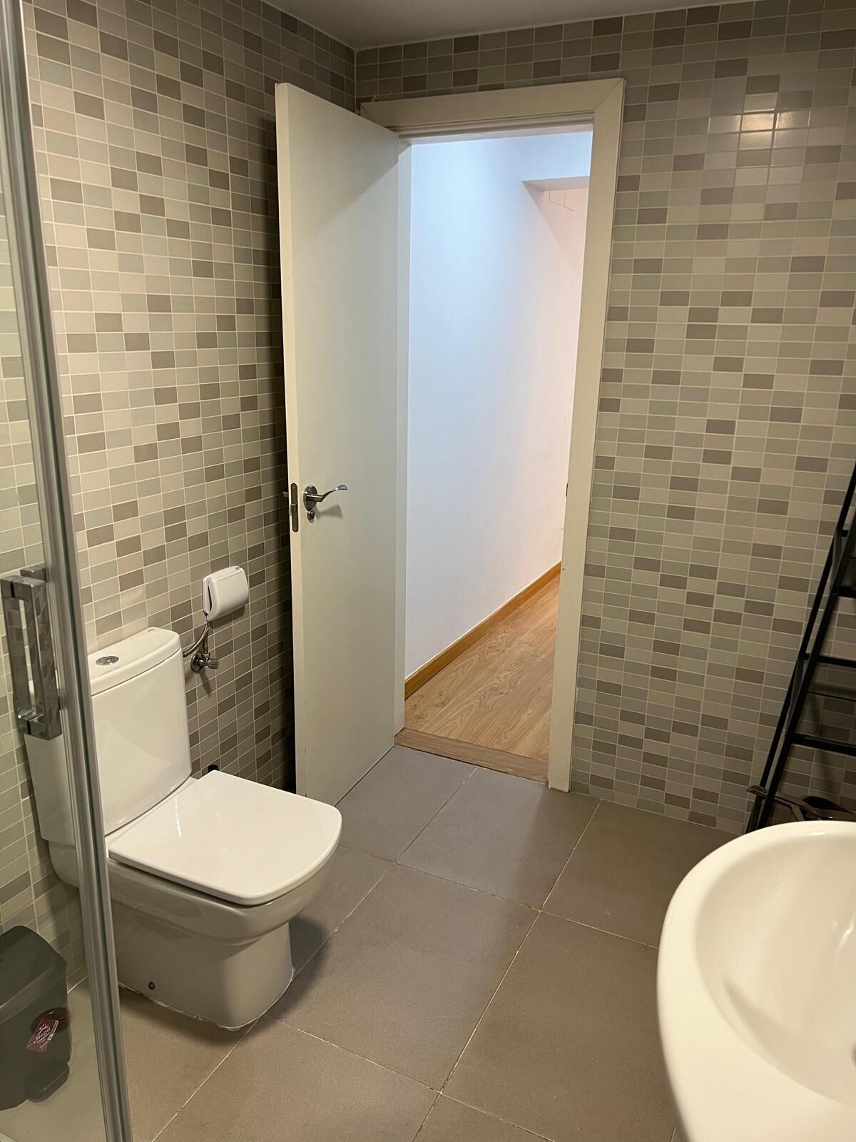 Modular Suites Alfonso Gomez