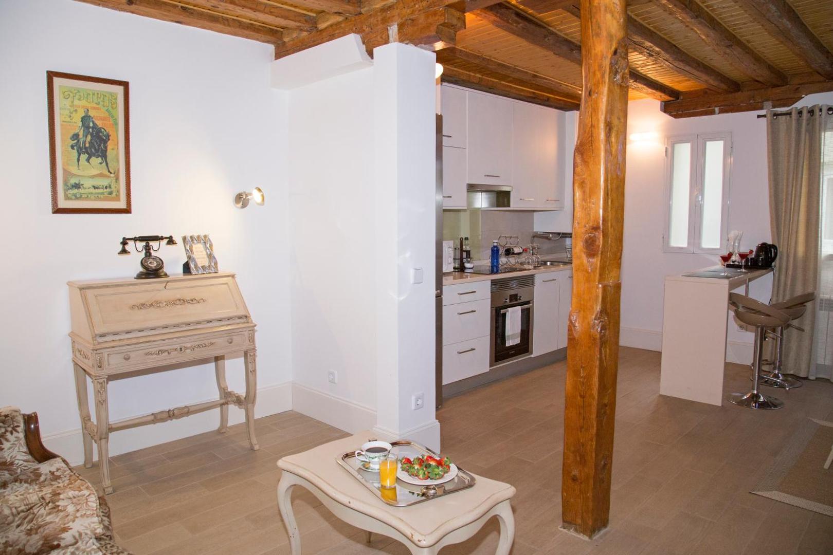 Oriente Palace Apartments